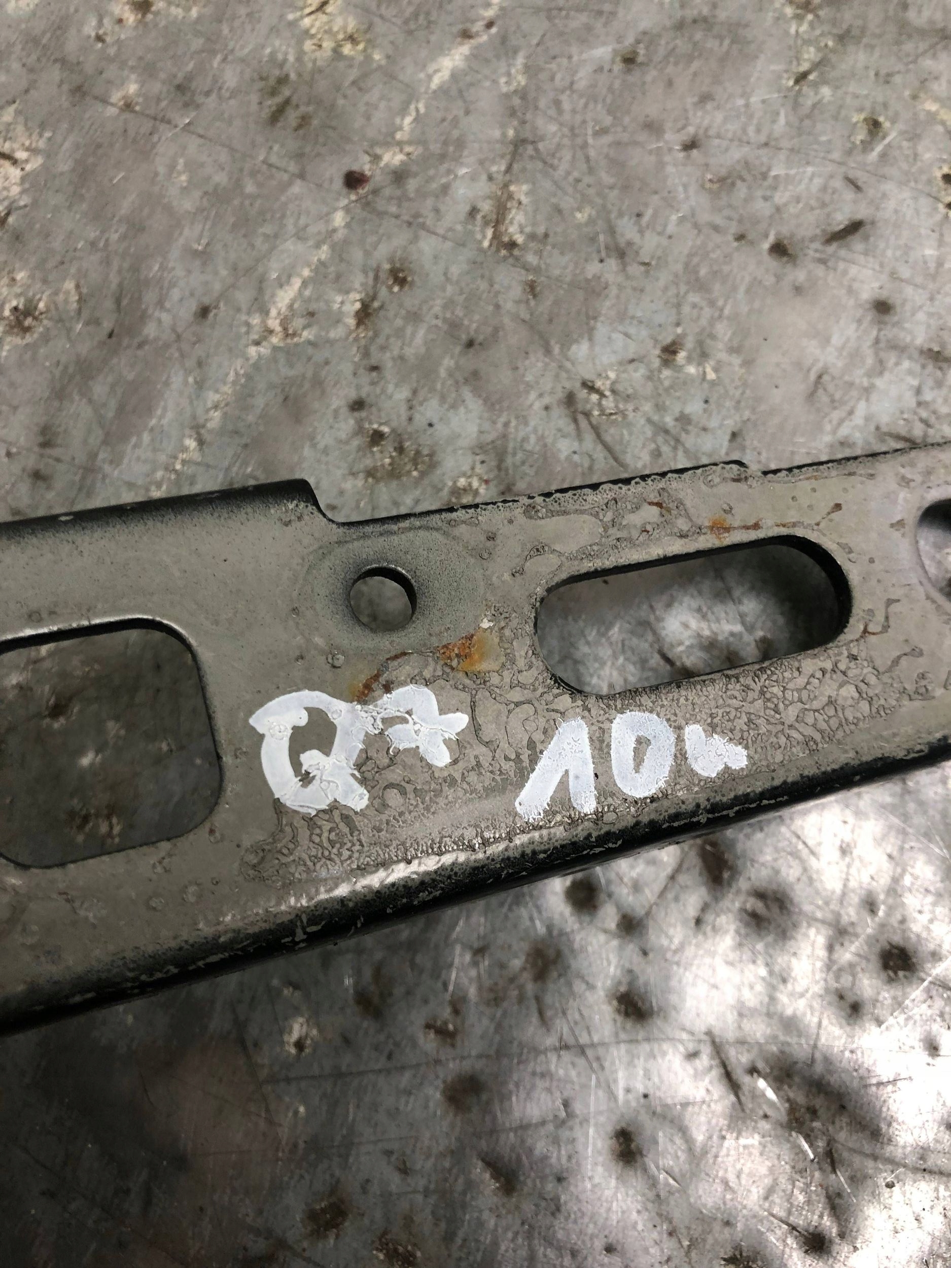 Cerniere cofano AUDI Q7 4L0823302 4L0823301