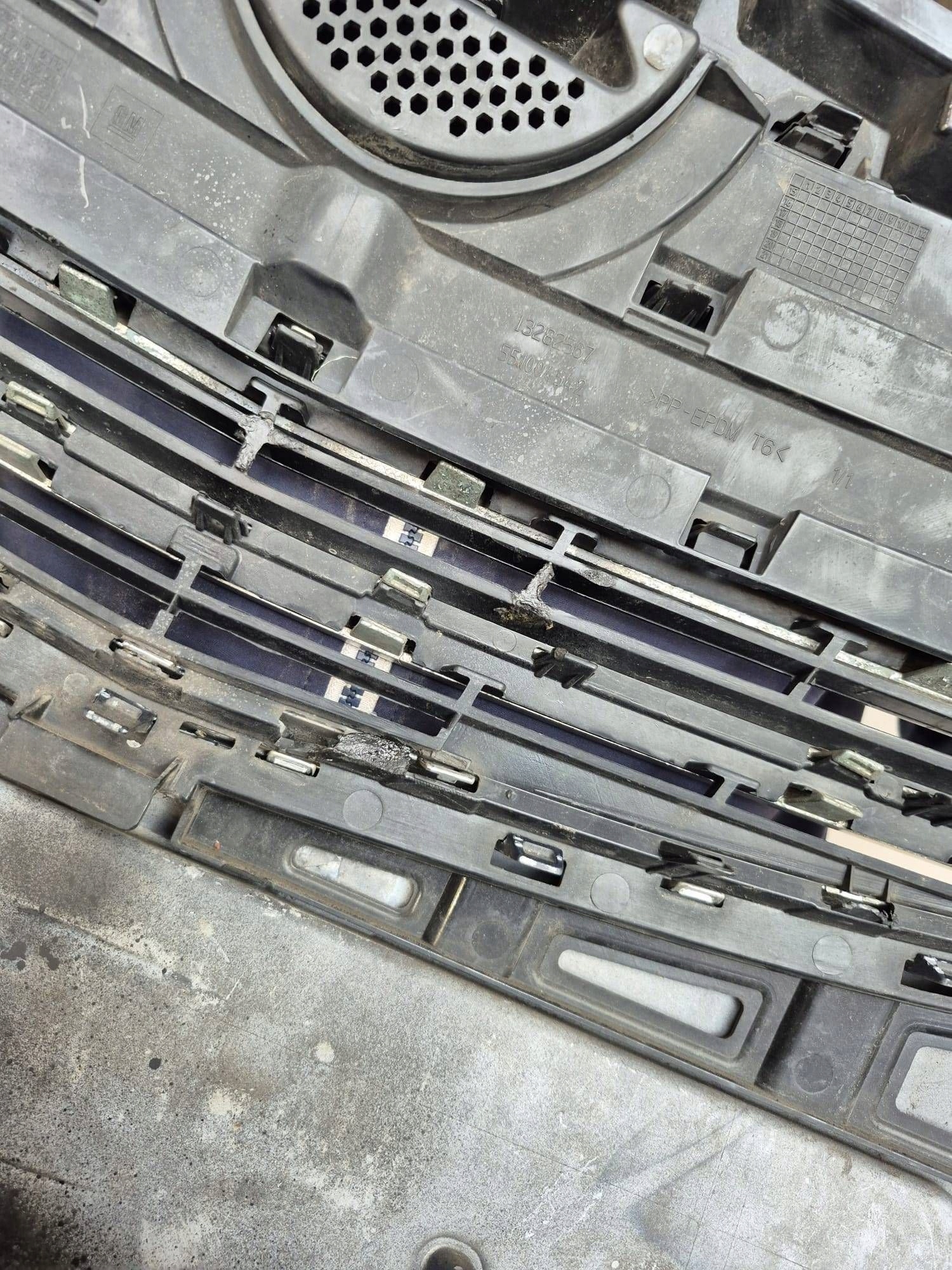 OPEL INSIGNIA A and 1 08-13 bumper front front SPR PDC