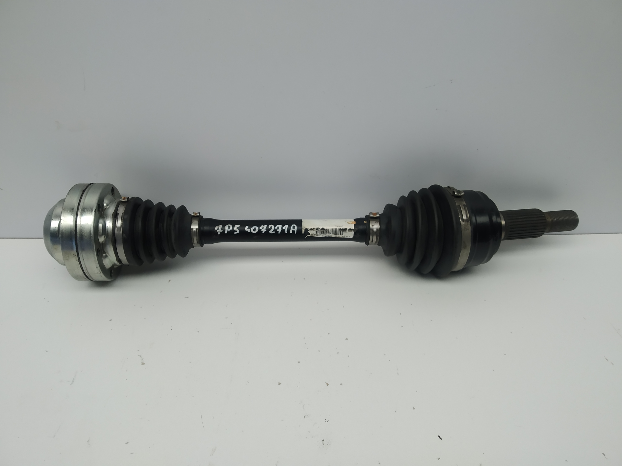 2010r- Porsche Cayenne II semi-axis semi-axis front left OM 7P5407271A original