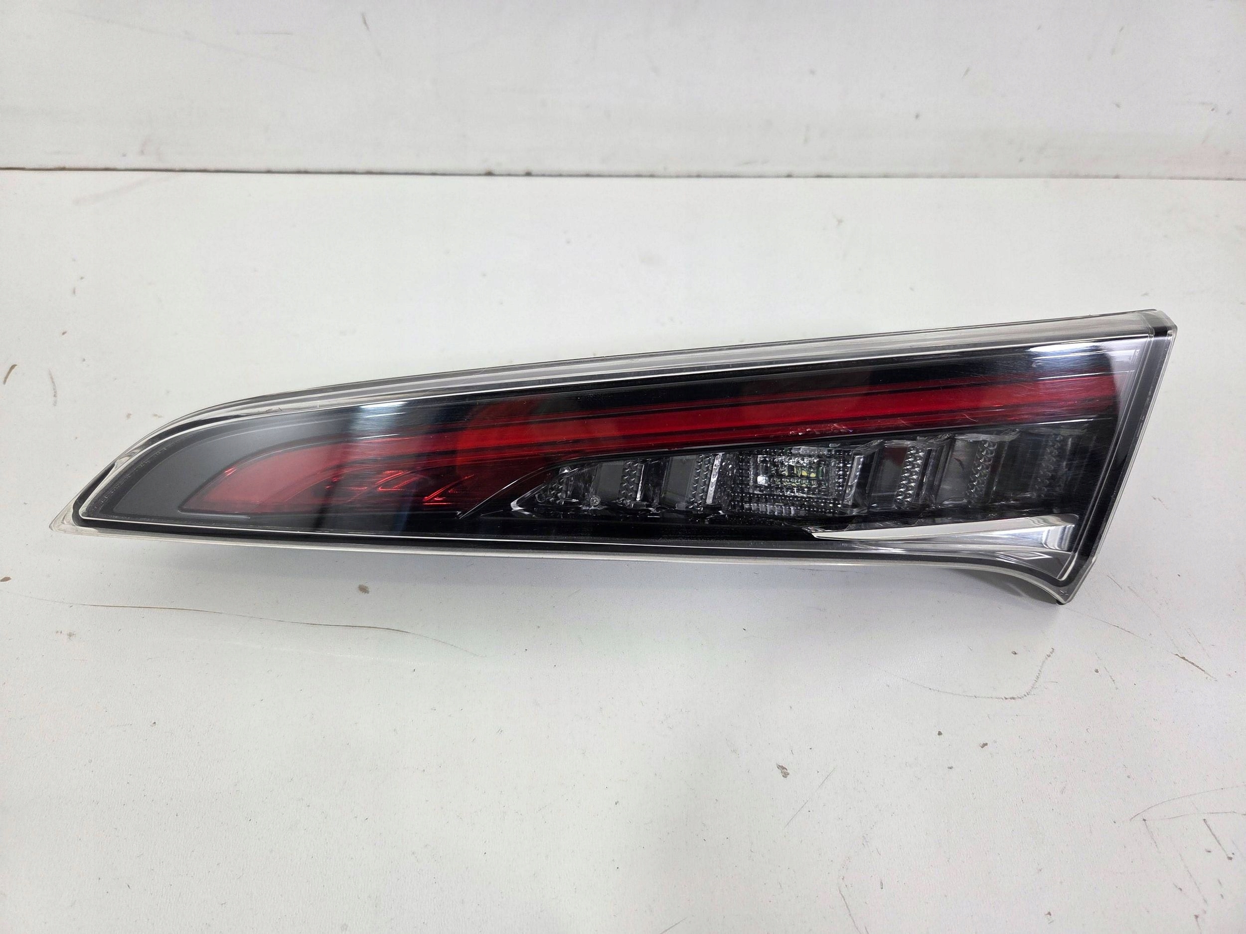 Toyota Corolla E21 Hatchback light rear right to the bonnet KOITO02423 (R310)