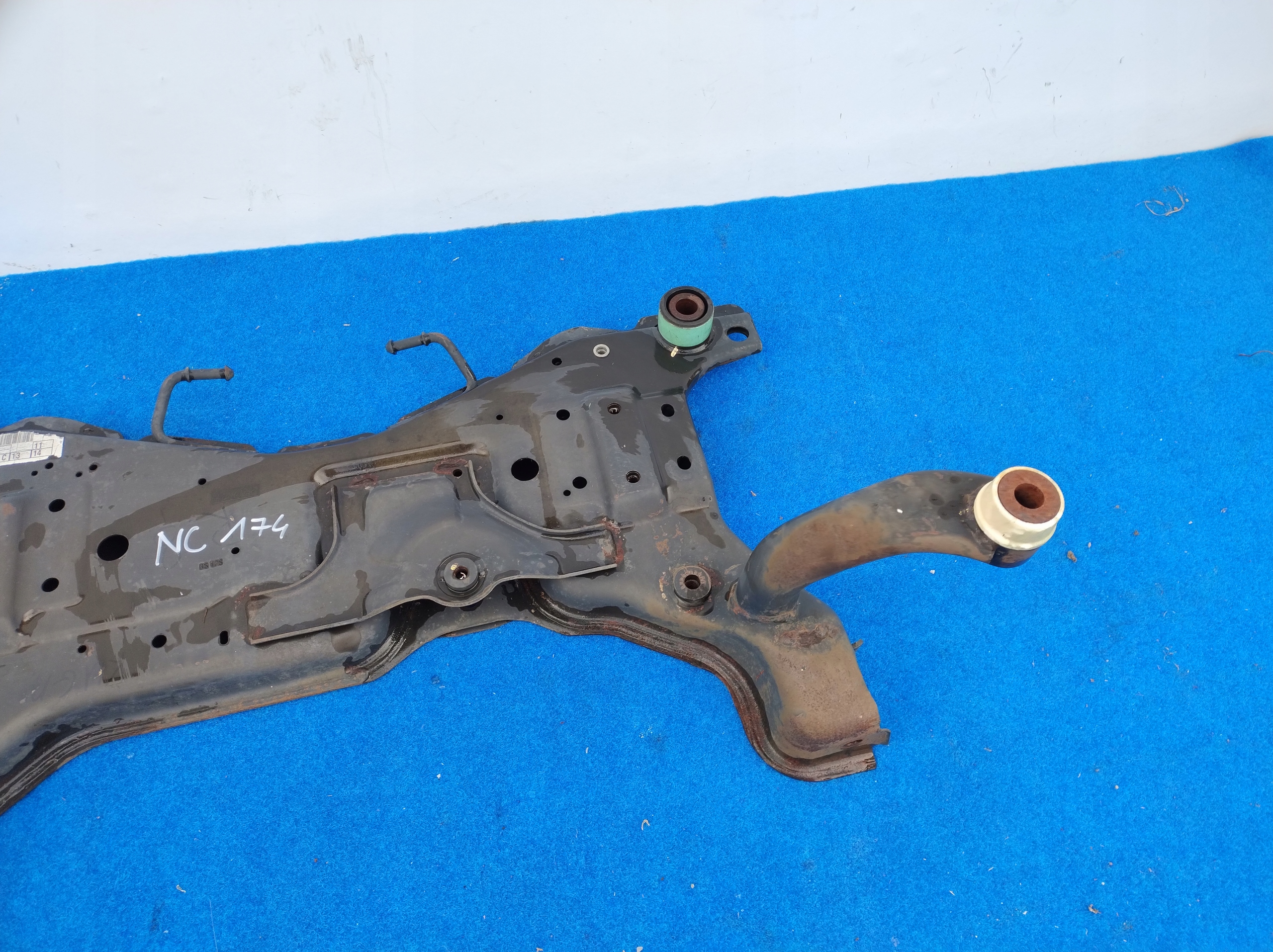 FORD KUGA MK1 subframe springing front sider axle beam 6AB7887 NC174