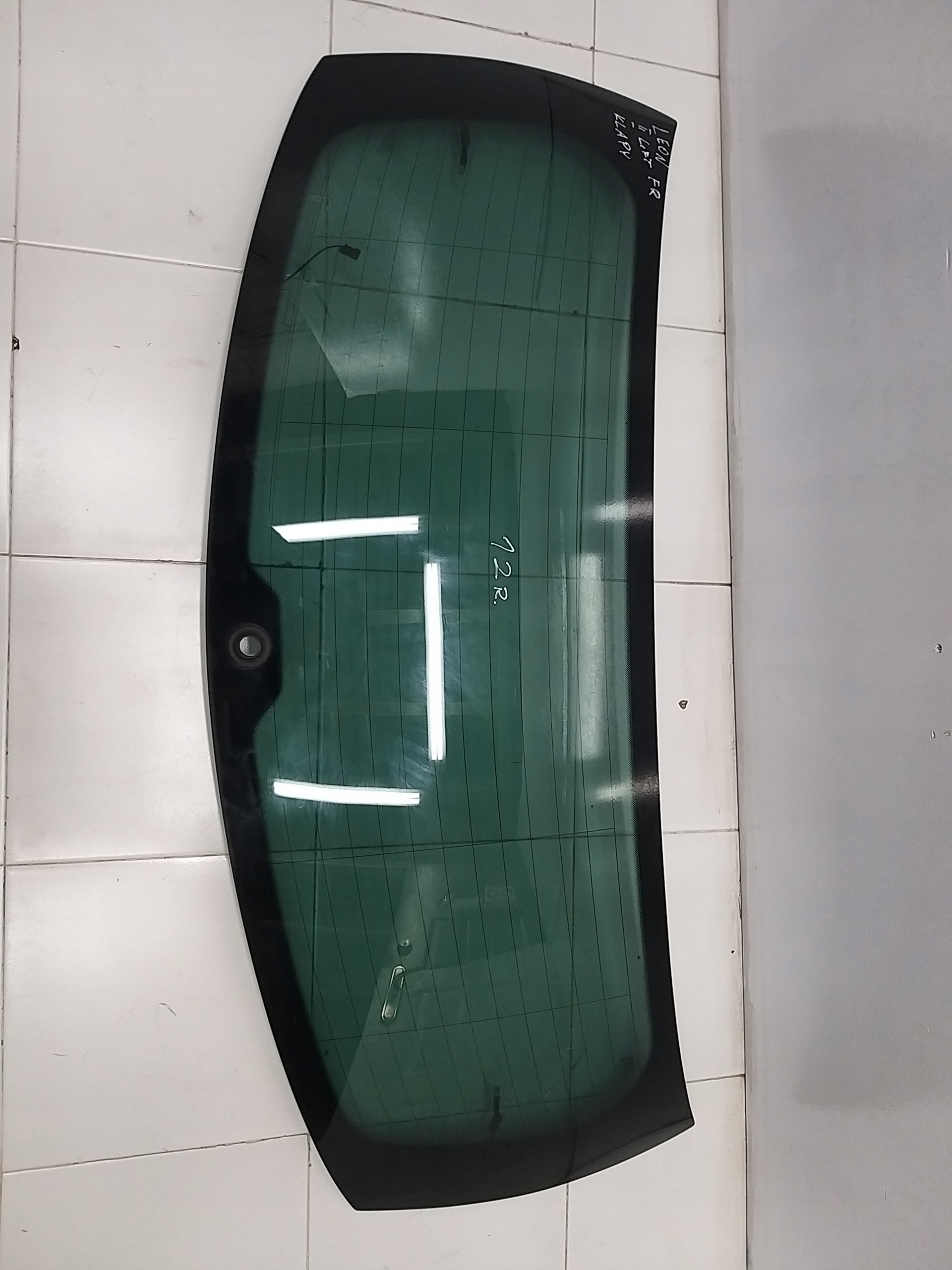 SEAT LEON 2 II LIFT 08-12r window bonnet 12r