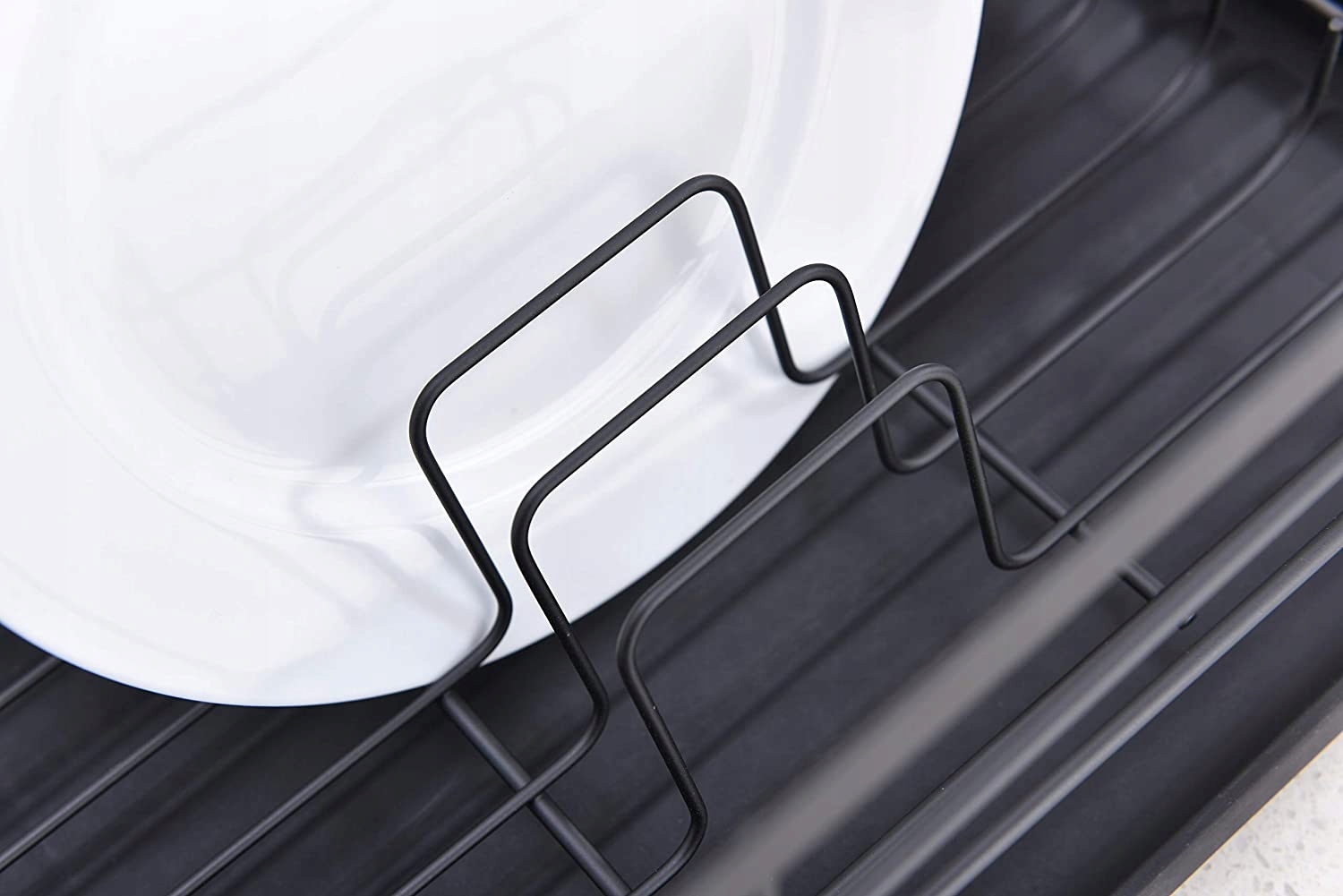 SUSZARKA DO NACZYŃ STOJĄCA CZARNA METALOWA OCIEKACZ NA NACZYNIA Szerokość produktu 31.5 cm