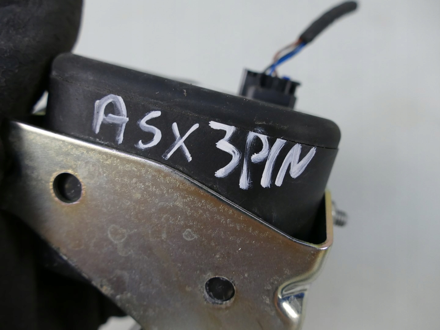 MITSUBISHI ASX III LIFT SYRENA ALARMU allarme modulo