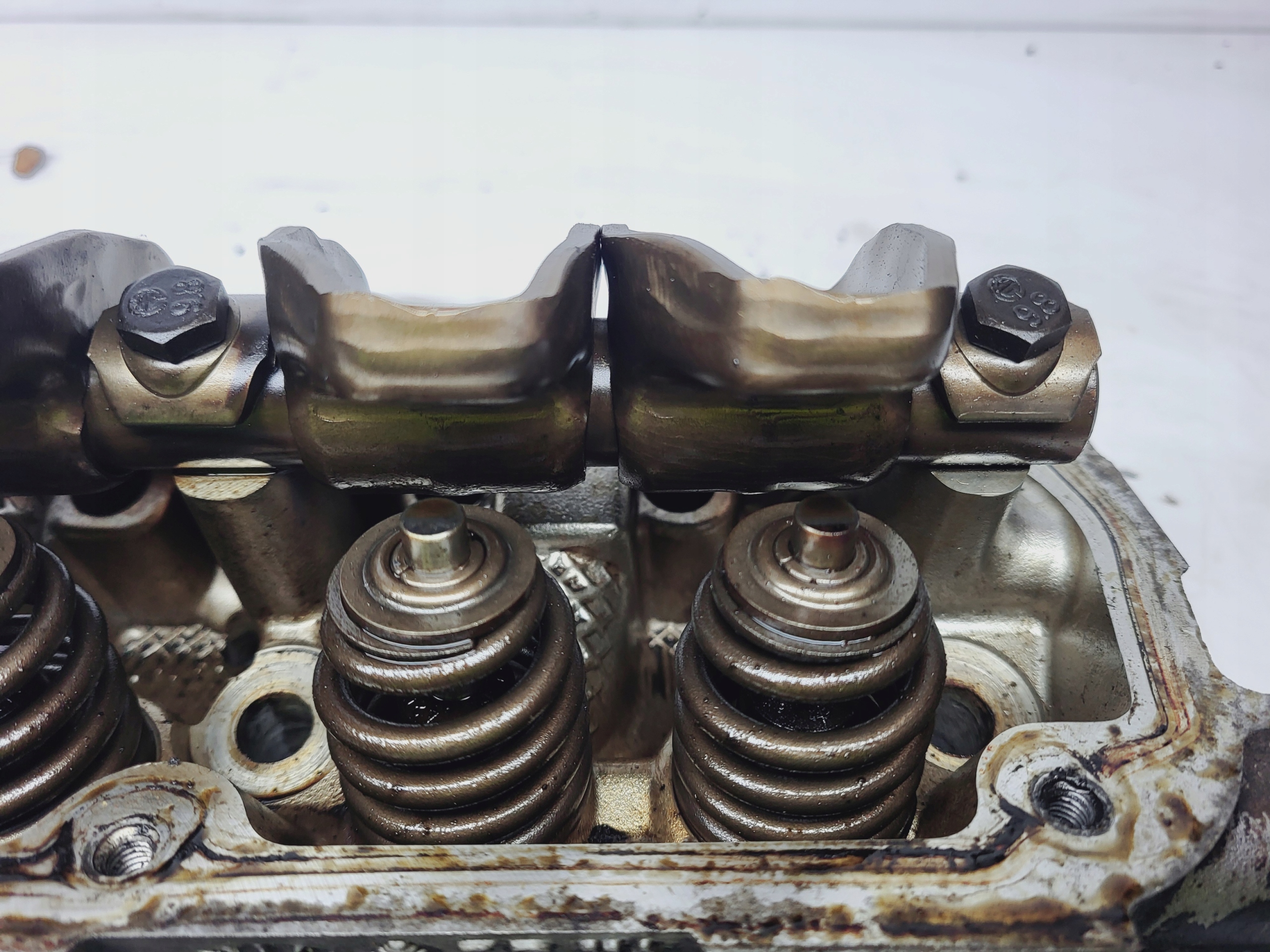 TESTATA del cilindro Ford Explorer 4.0B 4694183 R