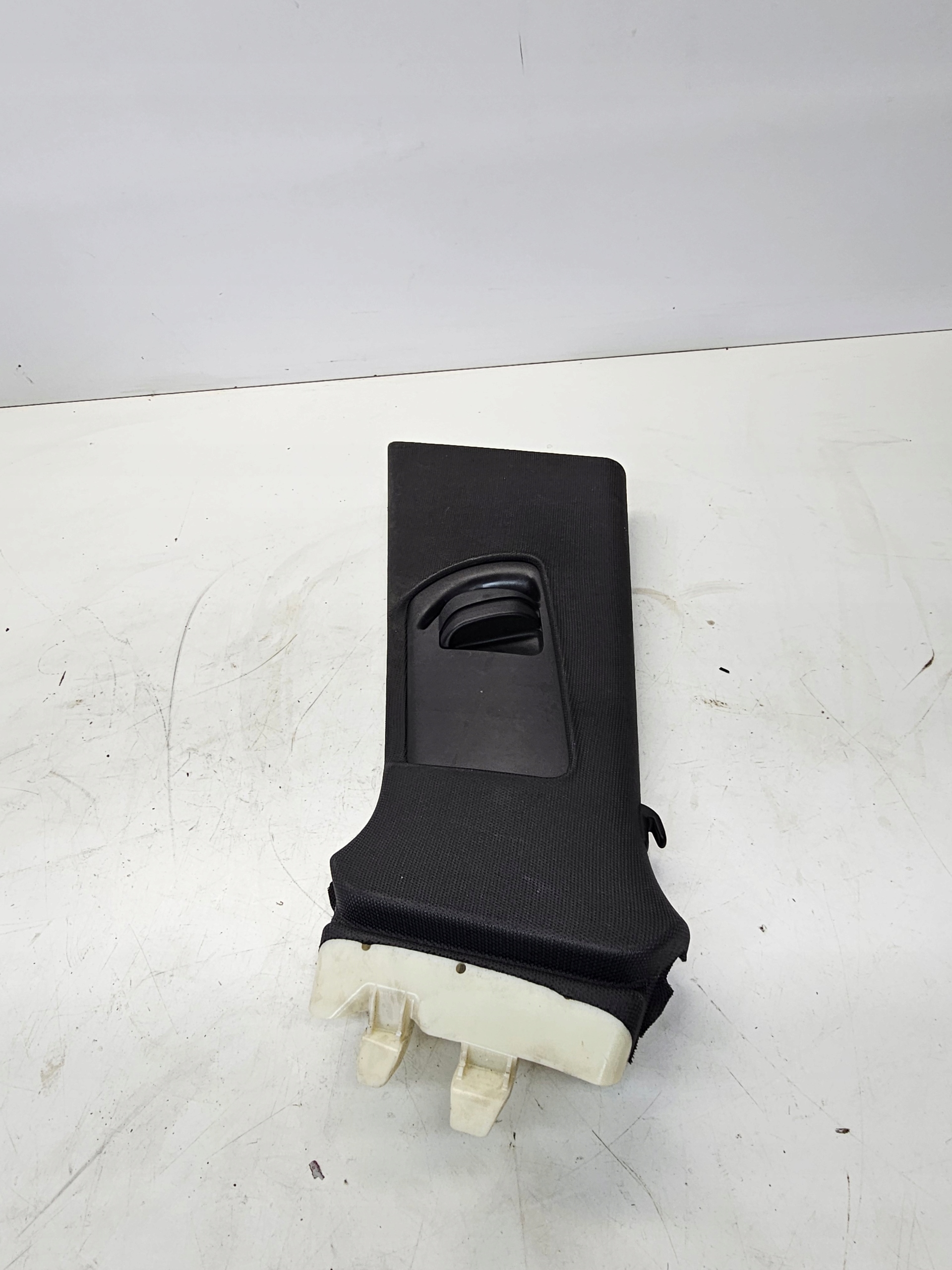 cover SLUPKA B left AUDI A4 B8 8K0867281B V48