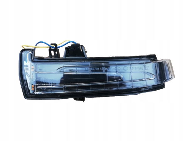 321-0040-3 - указатель поворота мигалка Mercedes W176 W246 W212 W461