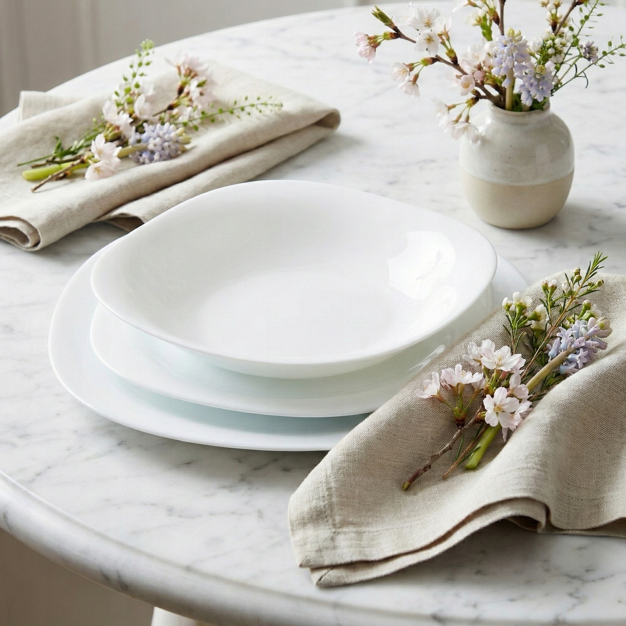 Jídelní servis pro 12 osob do myčky nádobí, bílá sada talířů, čtvercový set