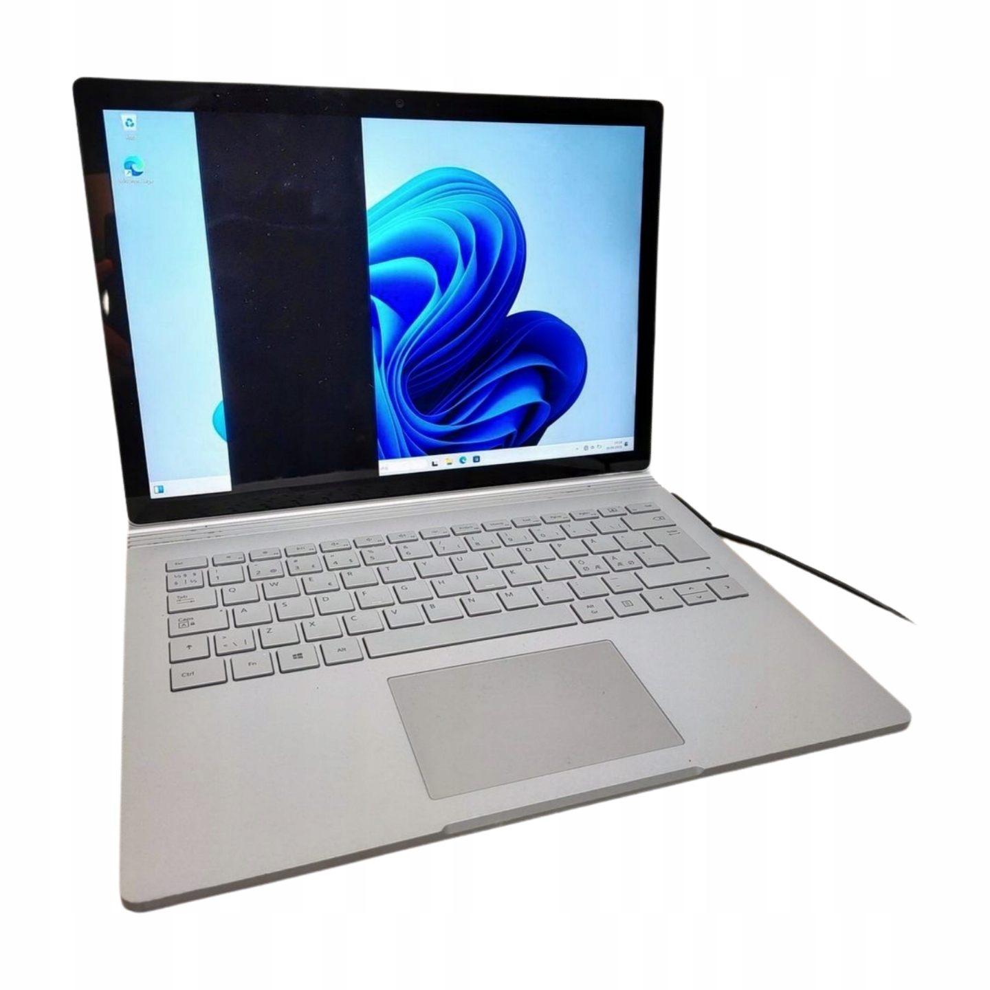☆ゲーム 美品☆ Surface Book 2 i7/8GB/256GB Amazon.co.jp