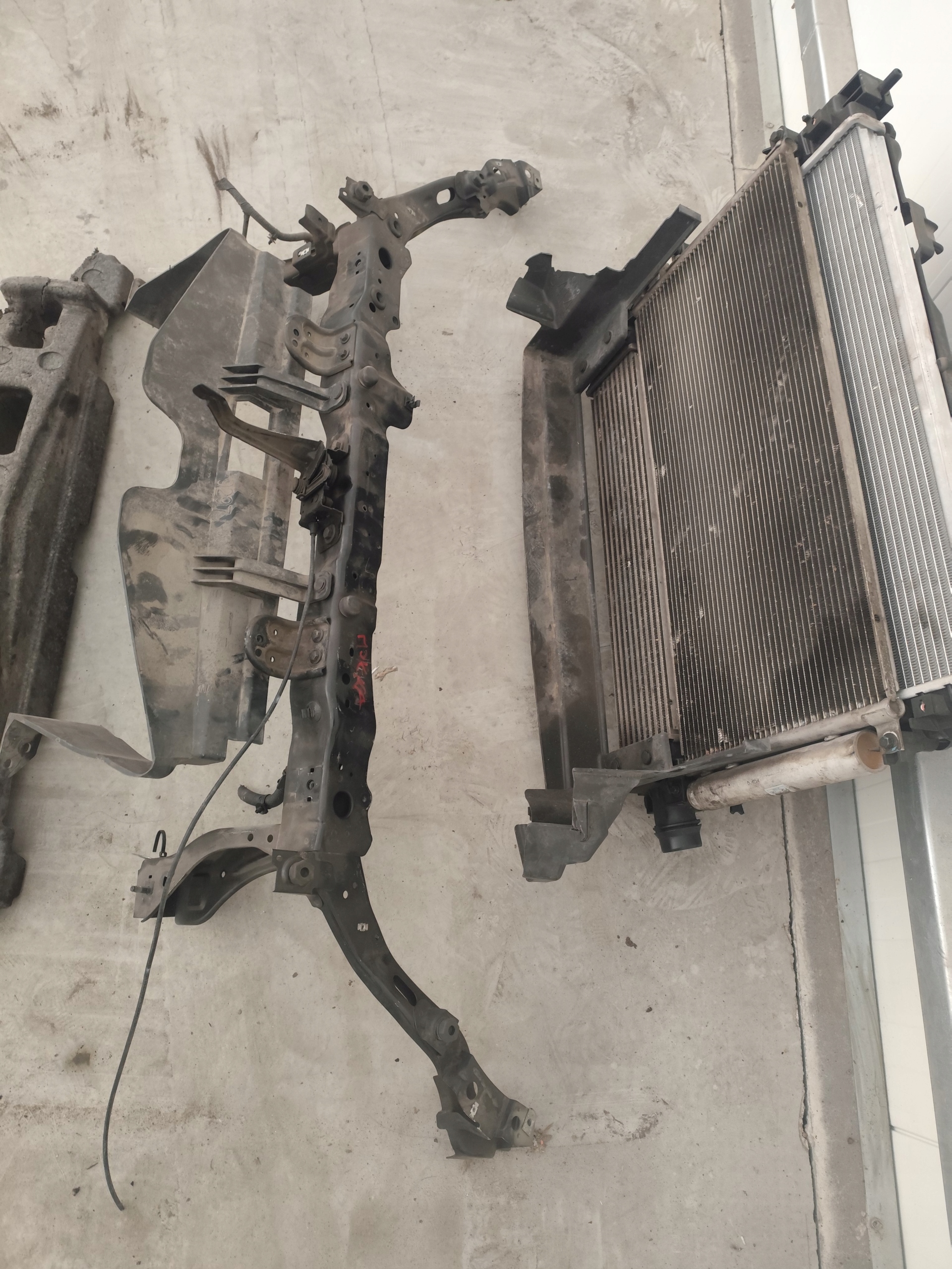 OPEL MOKKA support panel for radiators radiator sider DEMONTAZ