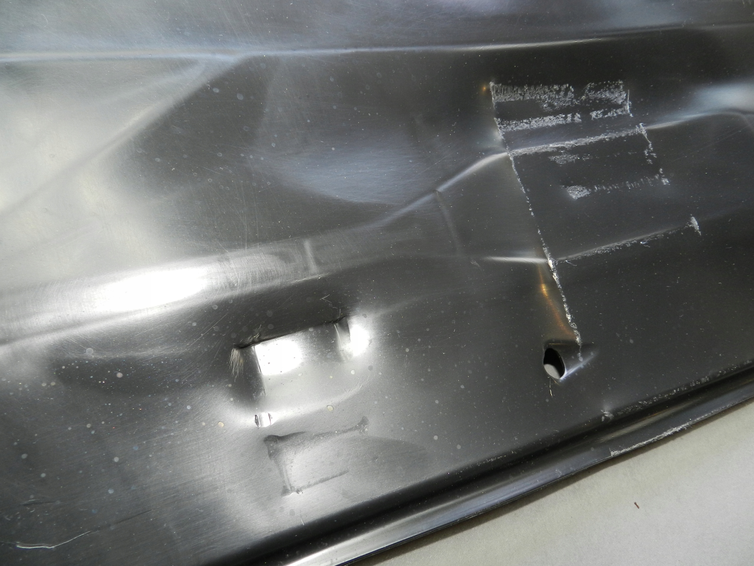 SEAT ARONA cover chassis right 2Q0825202B