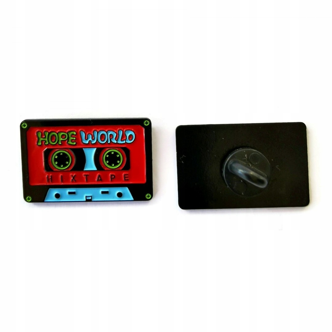 

Przypinka Kaseta Magnetofonowa Czerwona Hope World