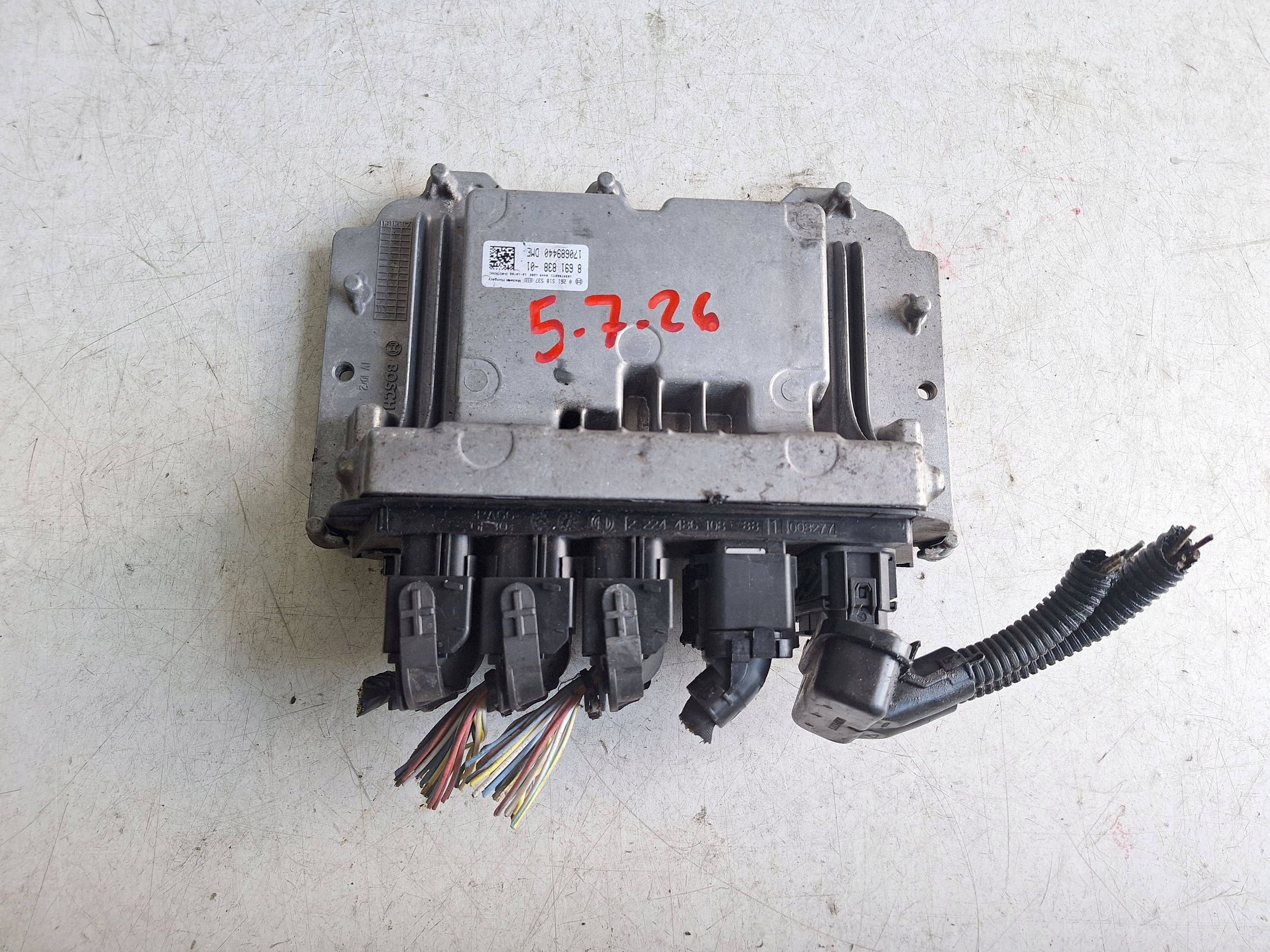 MINI computer control unit of the engine 8691838 DI-MOTRONIC 0261S18537