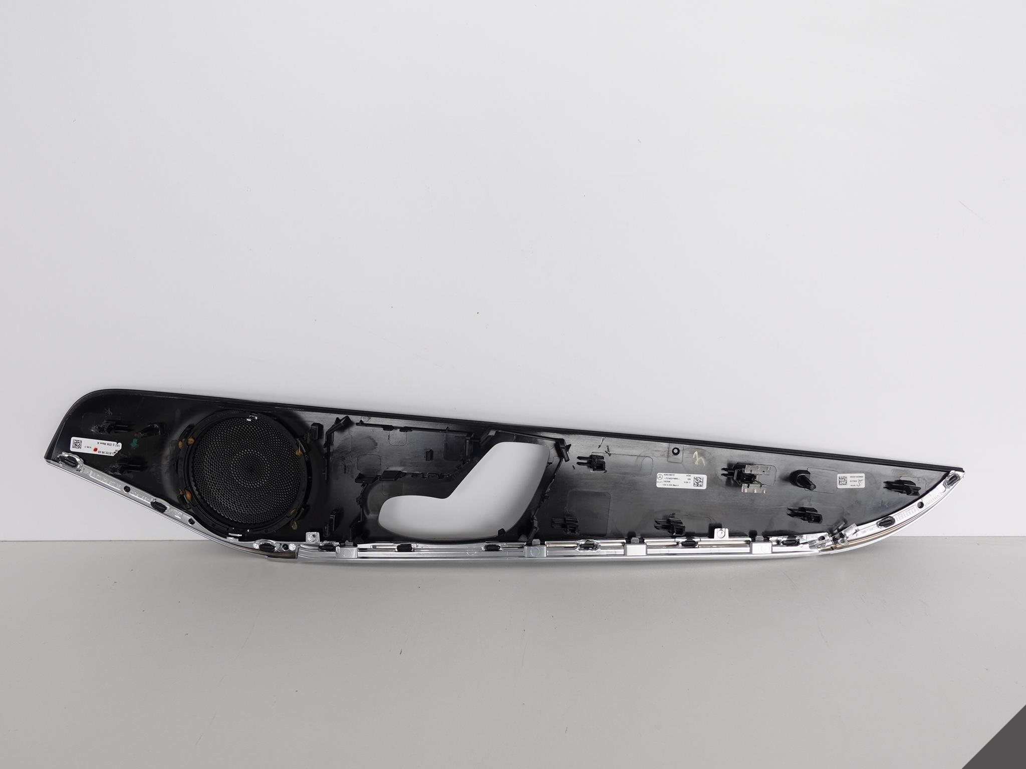 MERCEDES GLC 253 moulding DEKOR PANEL left front