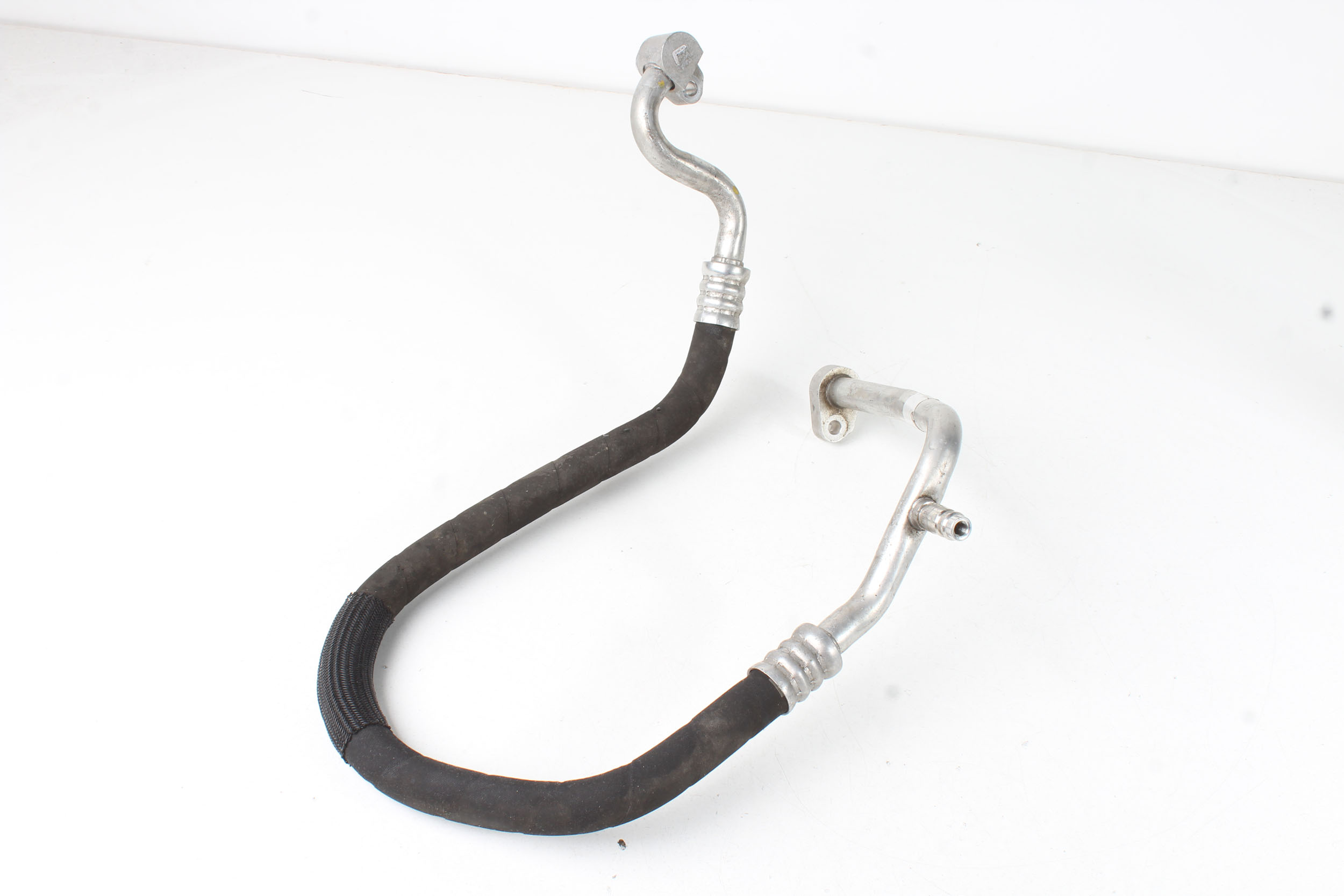 6841355 - BMW G20 G21 Труба шланг кондиціонера 6904013