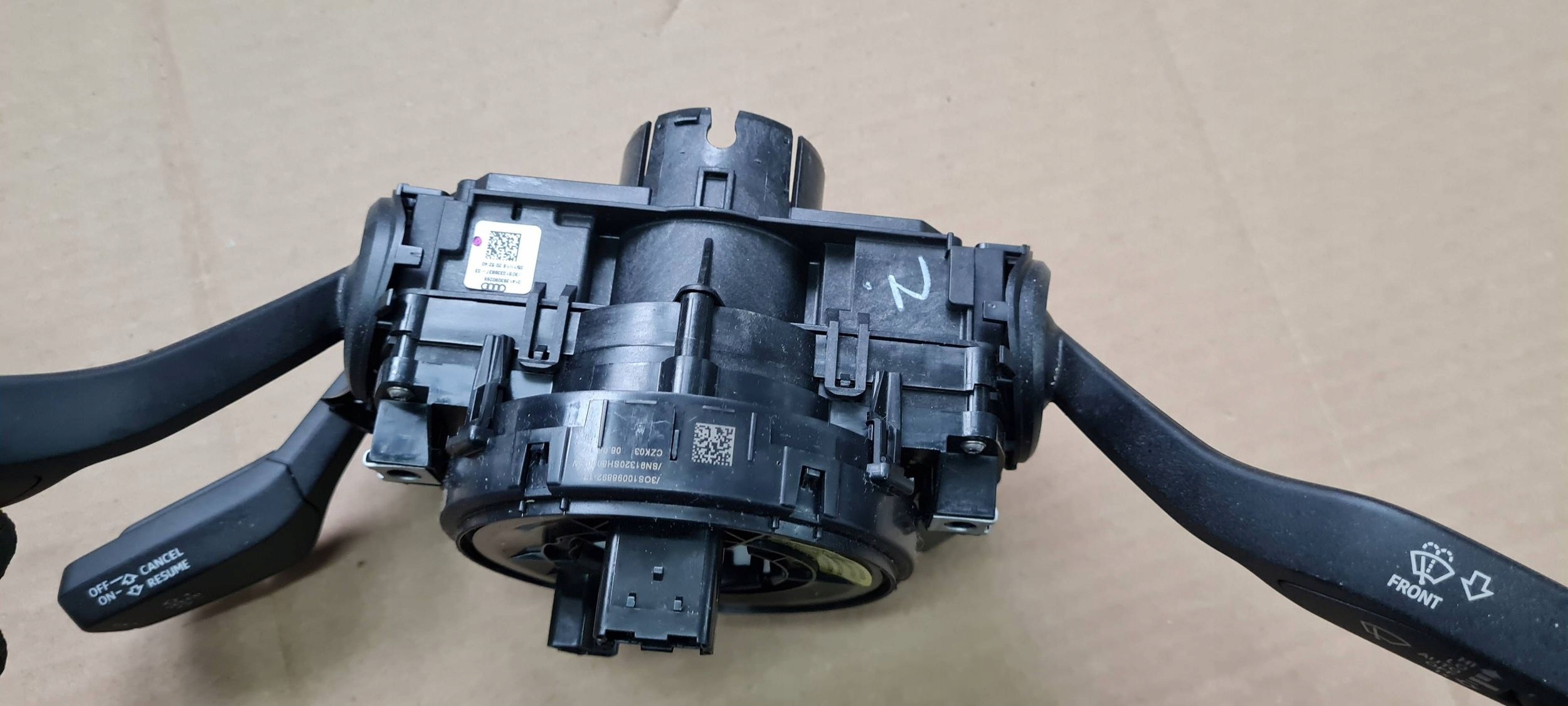 Q5 80A steering wheel levers and controls control ring 80A907129BR