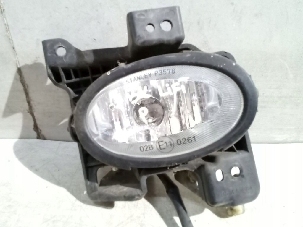 Mazda 3 BK lift fog light right