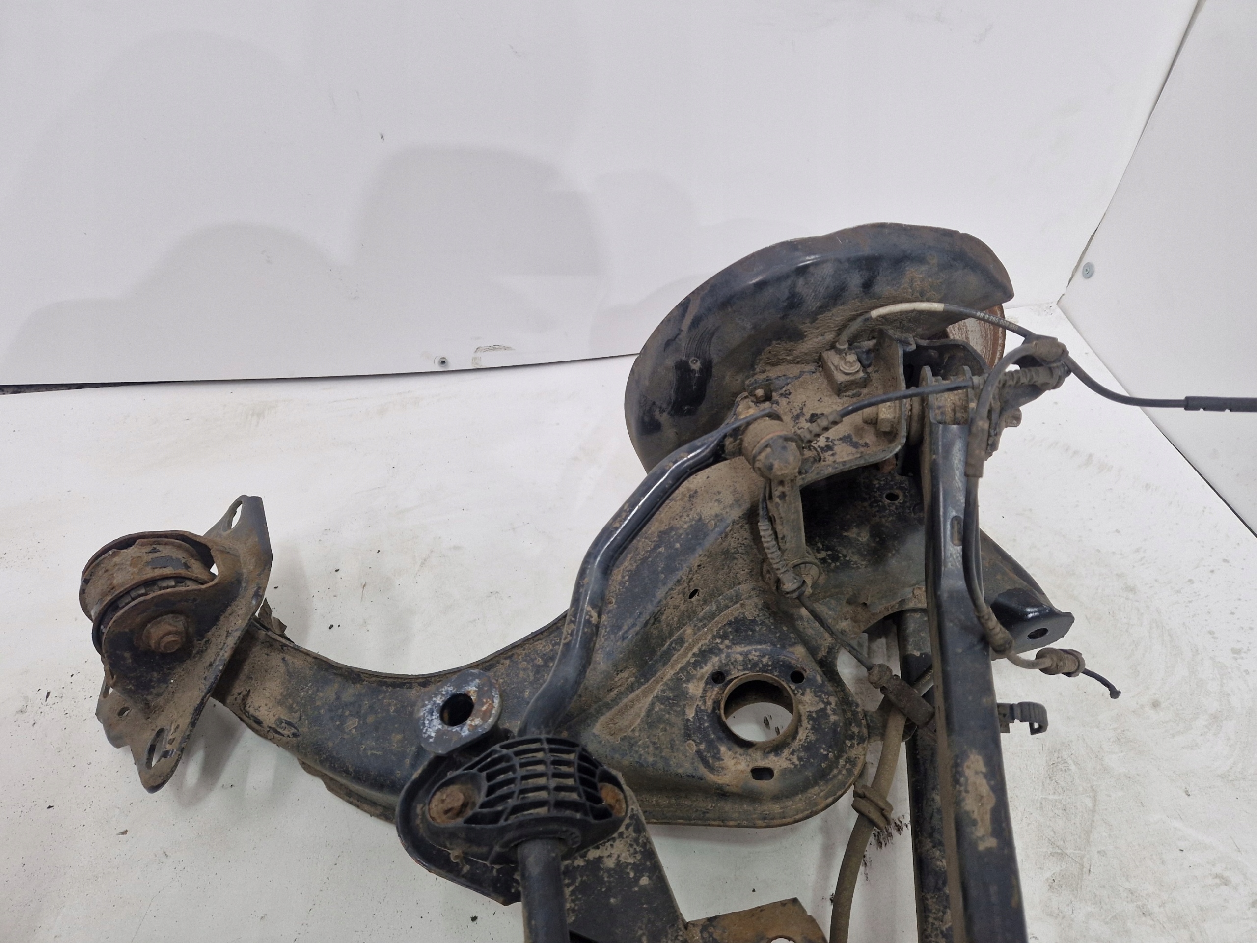 axle beam rear. BMW X1 F48 2.0 D X DRIVE