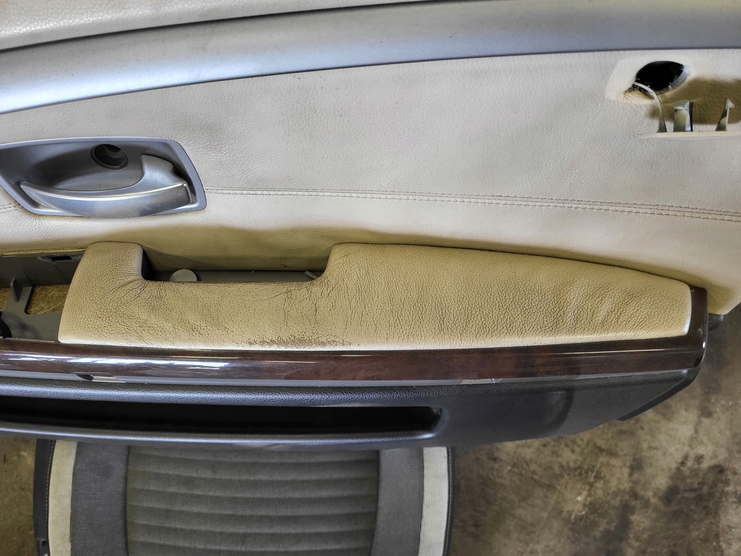 BMW E65 LIFT side door right front leather beige