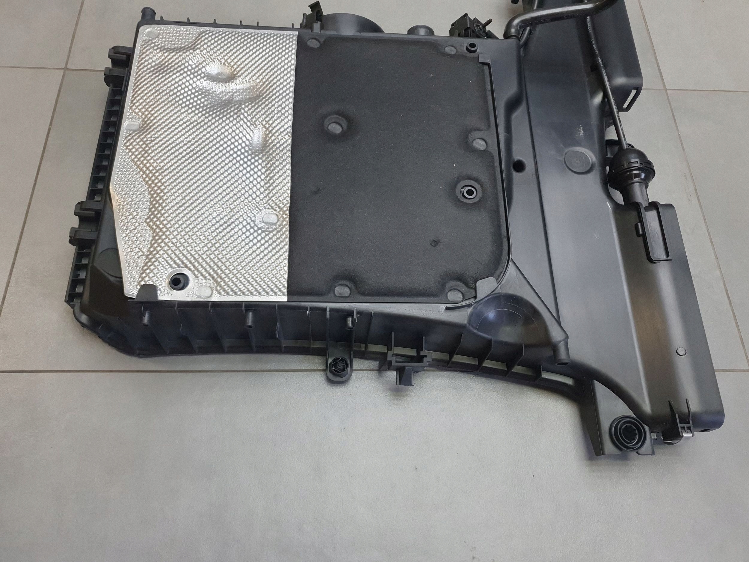 Audi Q8 3.0 tdi Gehäuse filter luft 4M0133843C