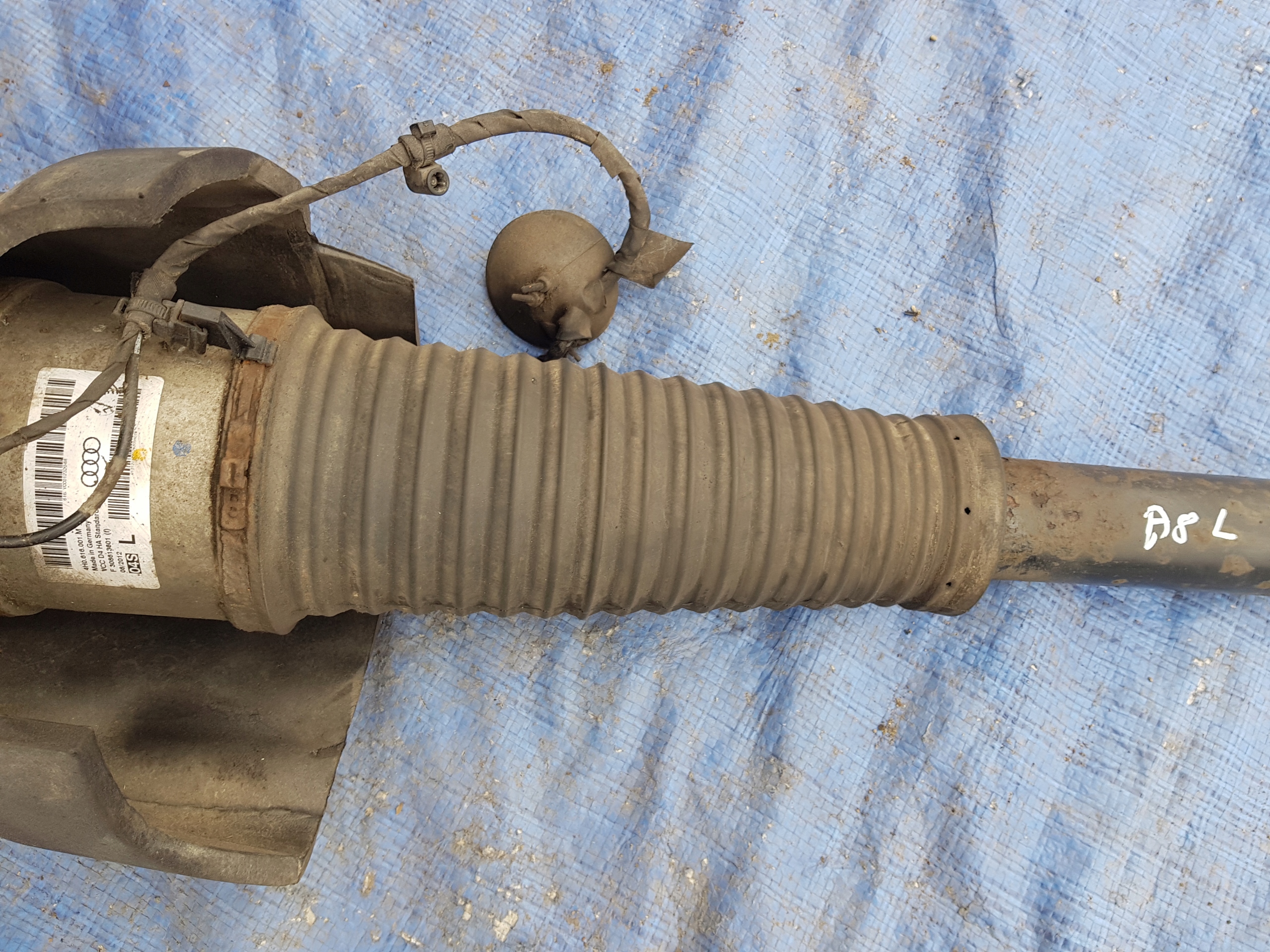 shock absorber left rear part AUDI A8 D4 4H 4H0616001M