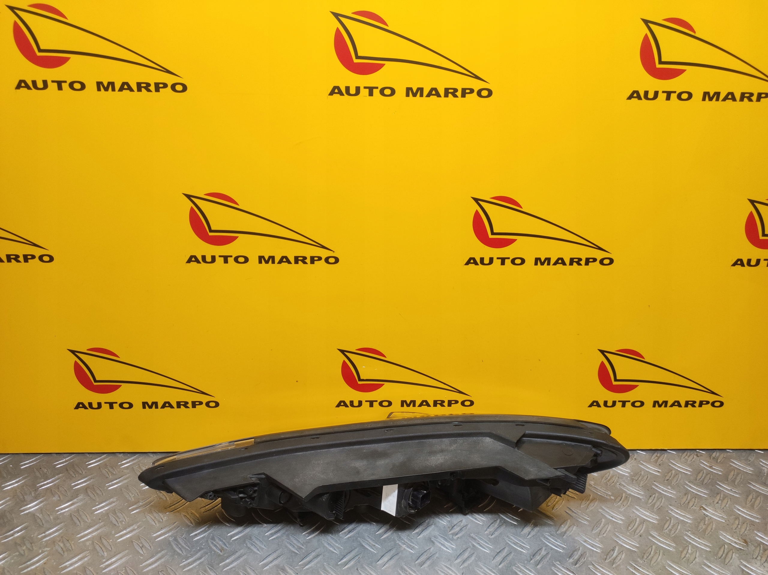 HYUNDAI KONA 17- REFLEKTOR PRZÓD LED LAMPA DRL USA Rodzaj świateł mijania LED