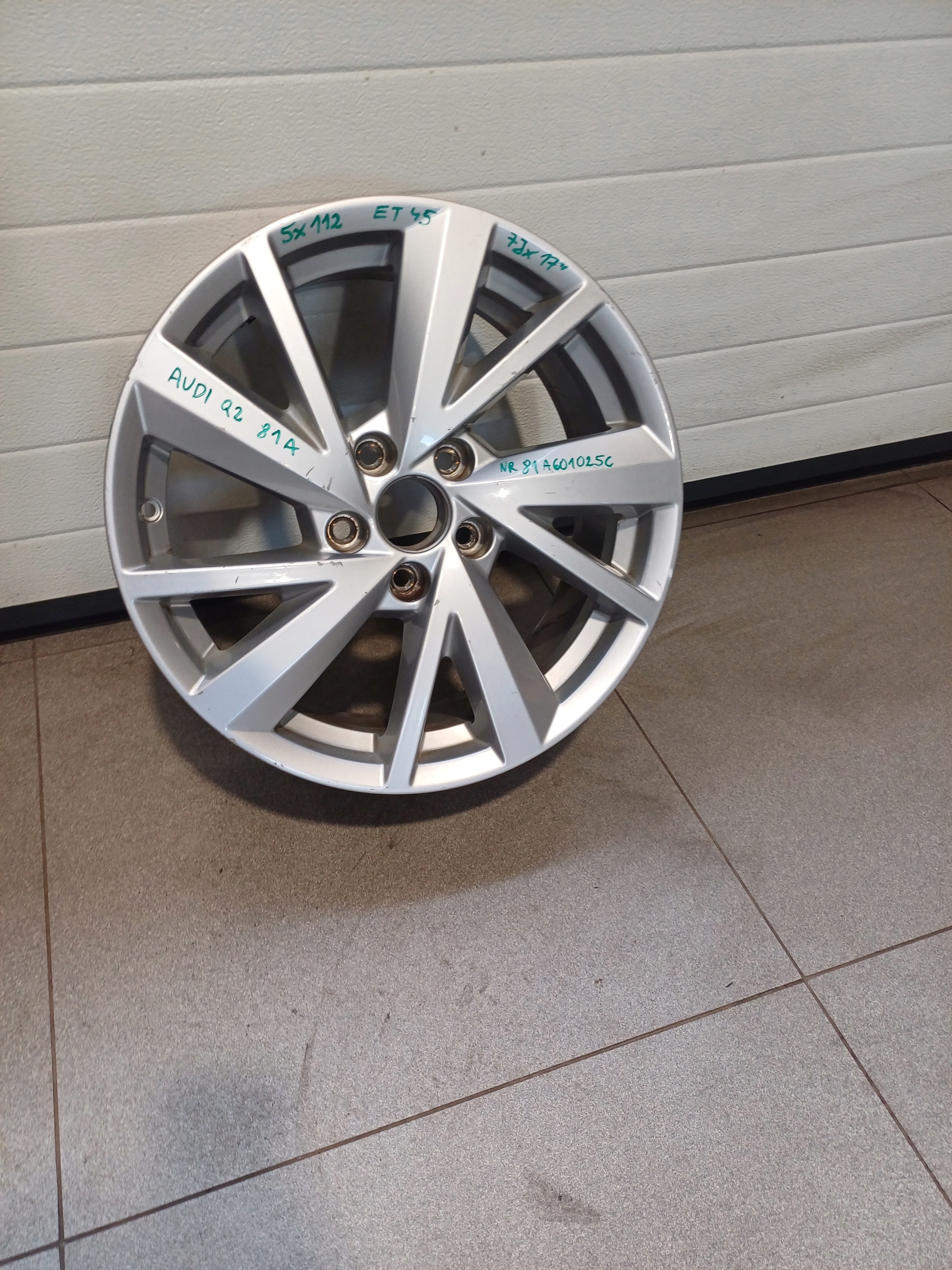 disk disk AUDI Q2 81A 17 5X112 ET45 7J NR 81A601025C