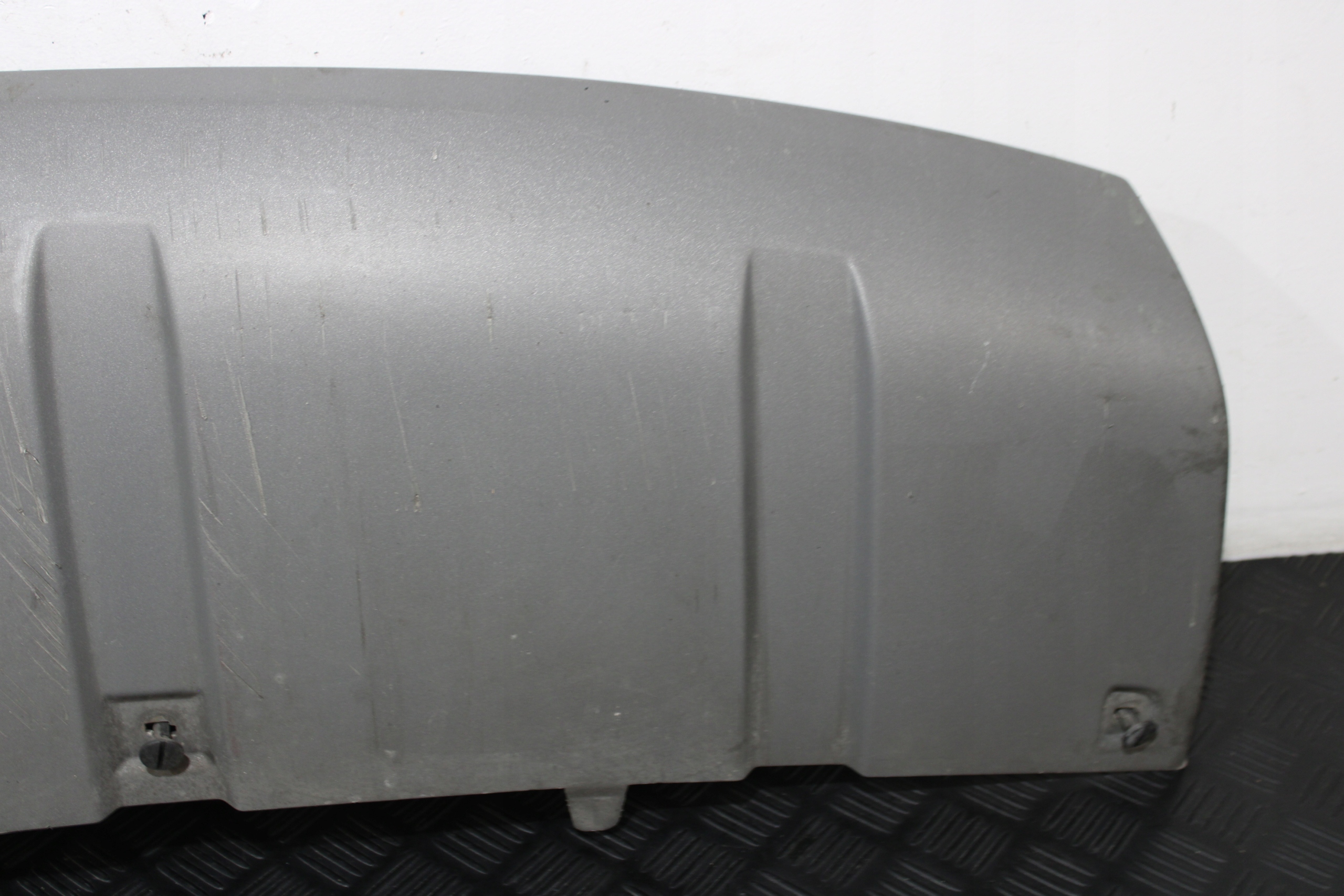 cover below bumper front HY32-17F011-AA LAND ROVER DISCOVERY V 5 L462