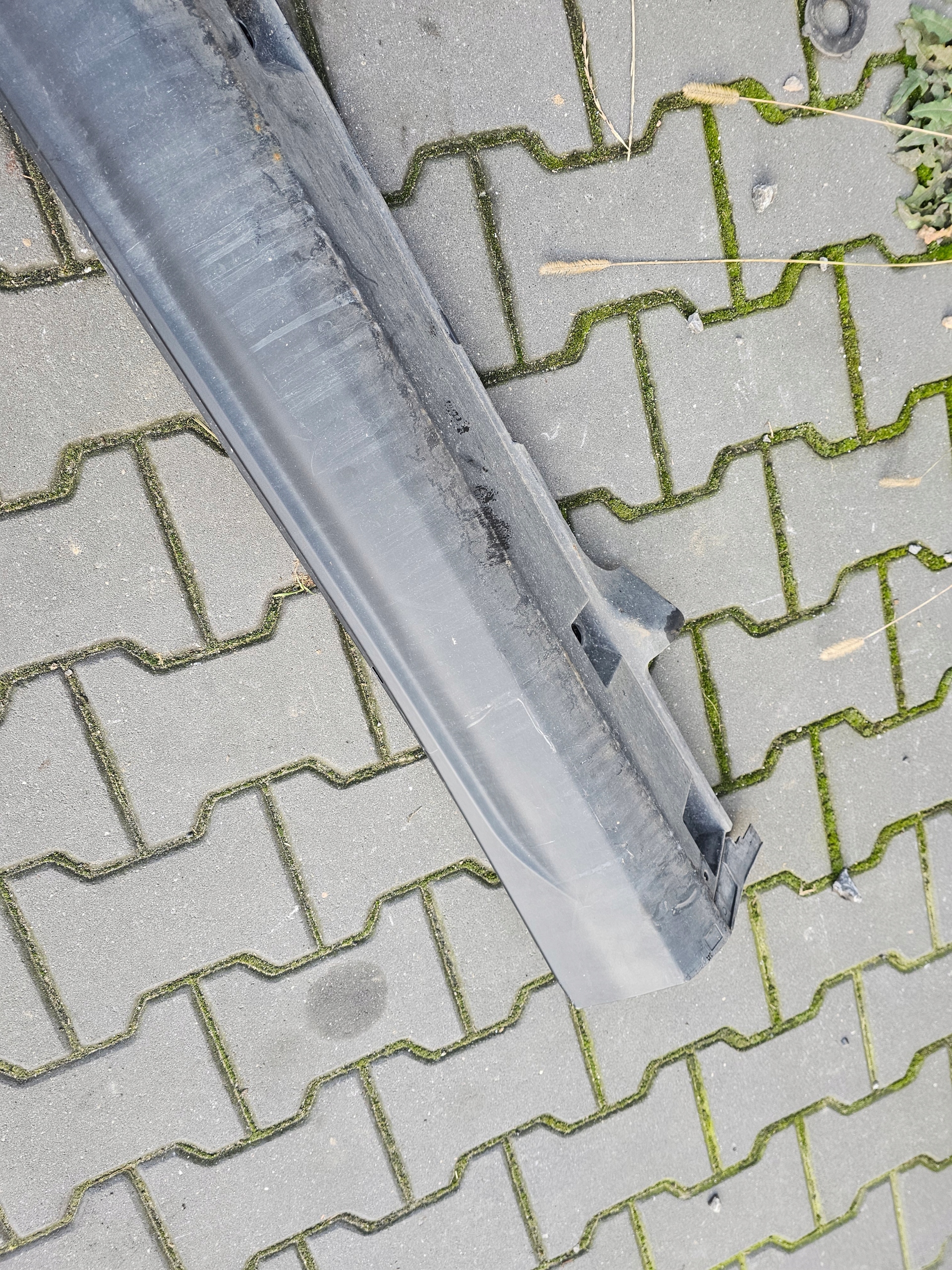 SUZUKI S-CROSS cap threshold right 77231-63T0