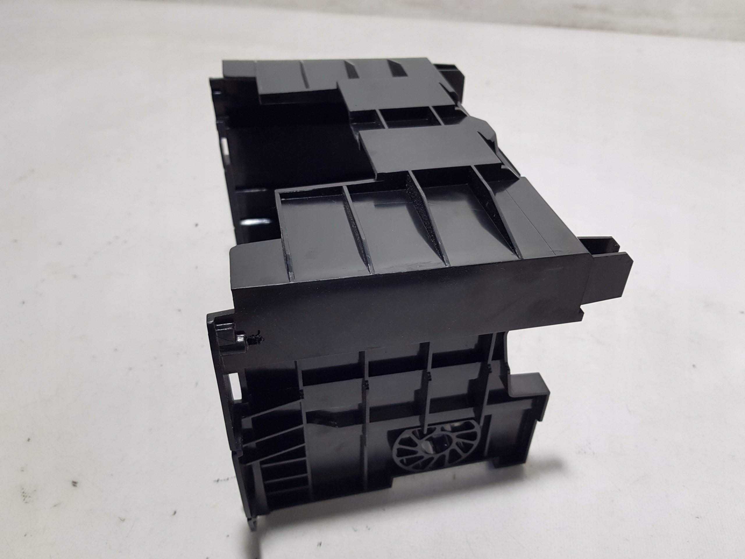 holder bracket support guard RADIA frame navigation devices MERCEDES SL R230 W230