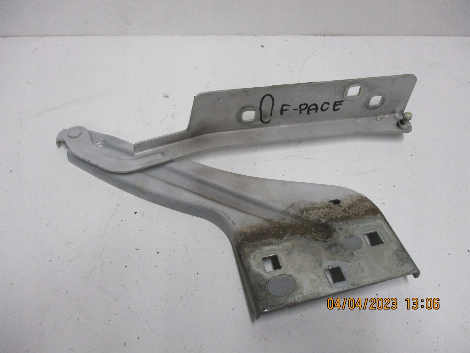 hinge bonnet hinges JAGUAR F PACE HK83-16801