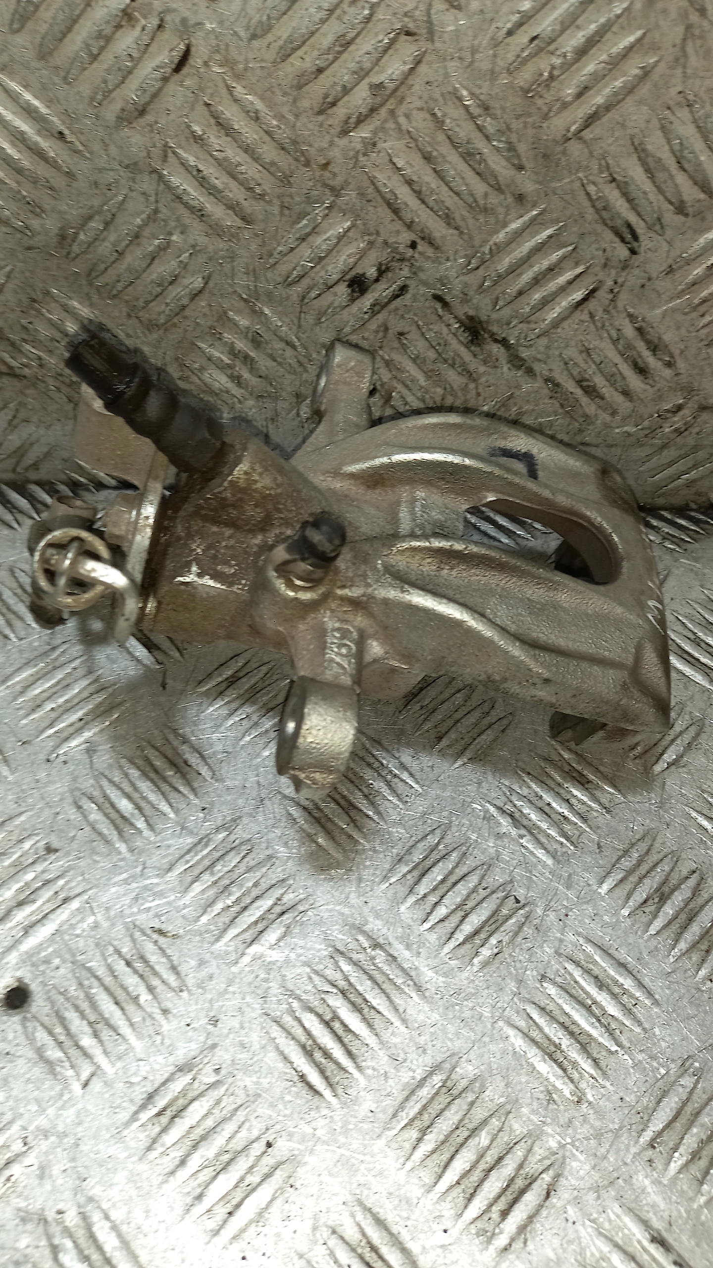 caliper brake left rear part rear FORD MONDEO MK 3