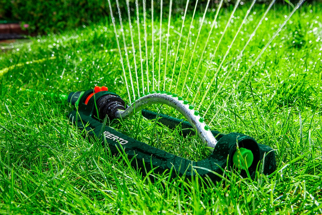 ZRASZACZ WAHADŁOWY OGRODOWY OSCYLACYJNY REGULOWANY 418m2 13x18m DUŻY Marka Verto