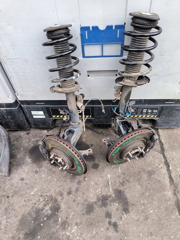 FORD KUGA MK2 2.0 TDCI ZWROTNICA MCPHERSON PRZÓD LEWA