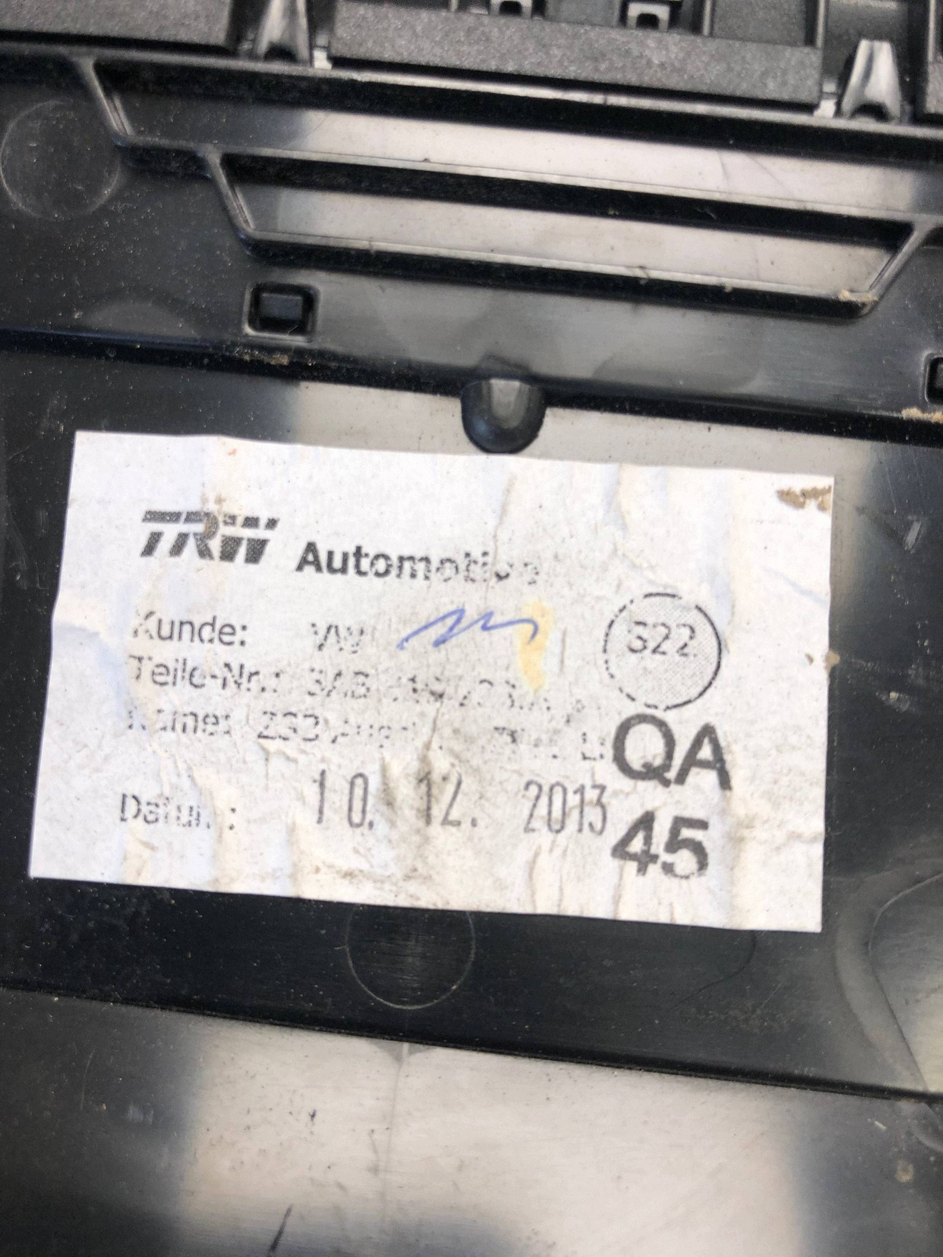 grid air conditioning devices central VW PASSAT B7 3C8863100B