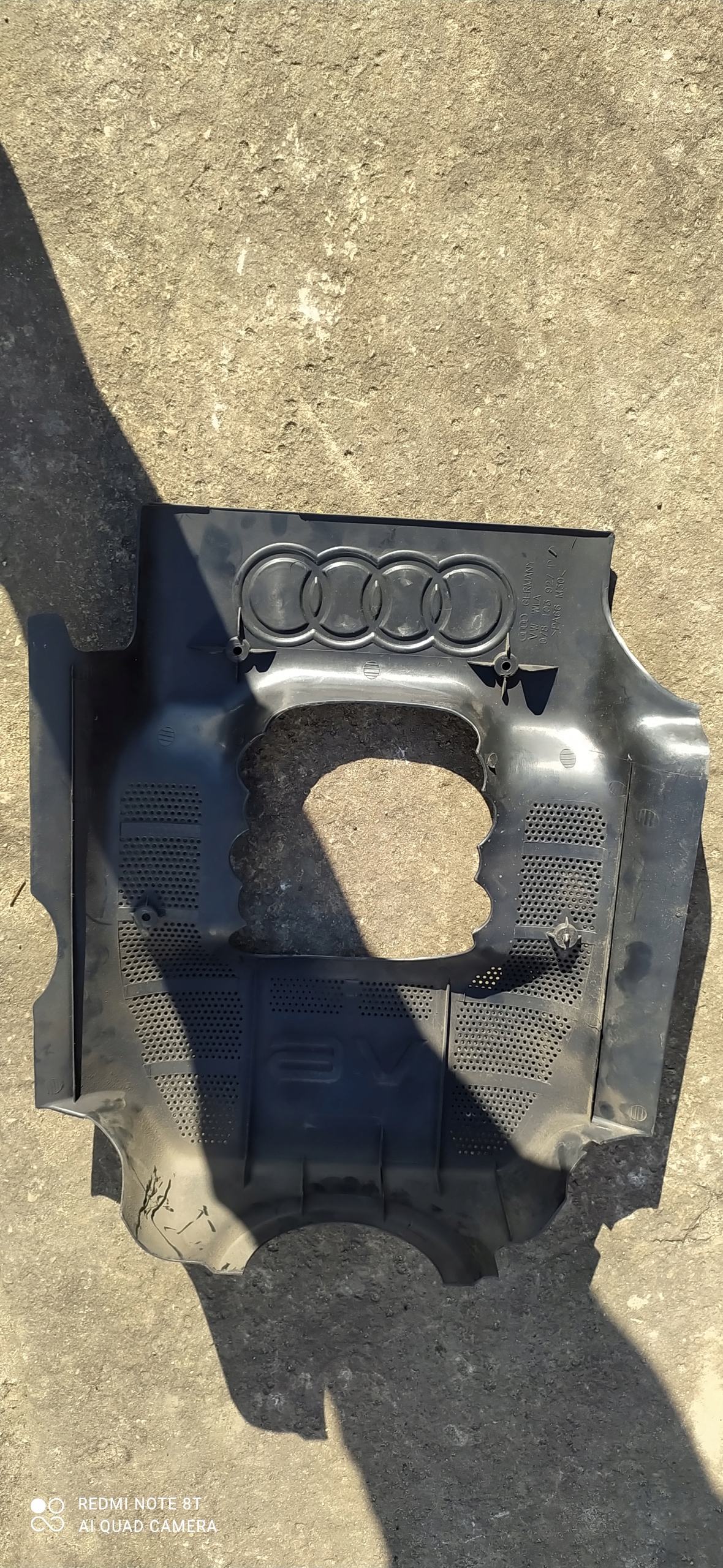 078103927 AUDI A4 A6 A8 motor cover passat V6
