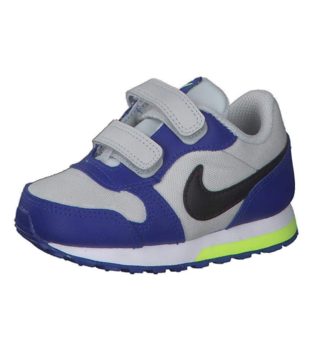 

Nike MD Runner 2 806255 021 R 21