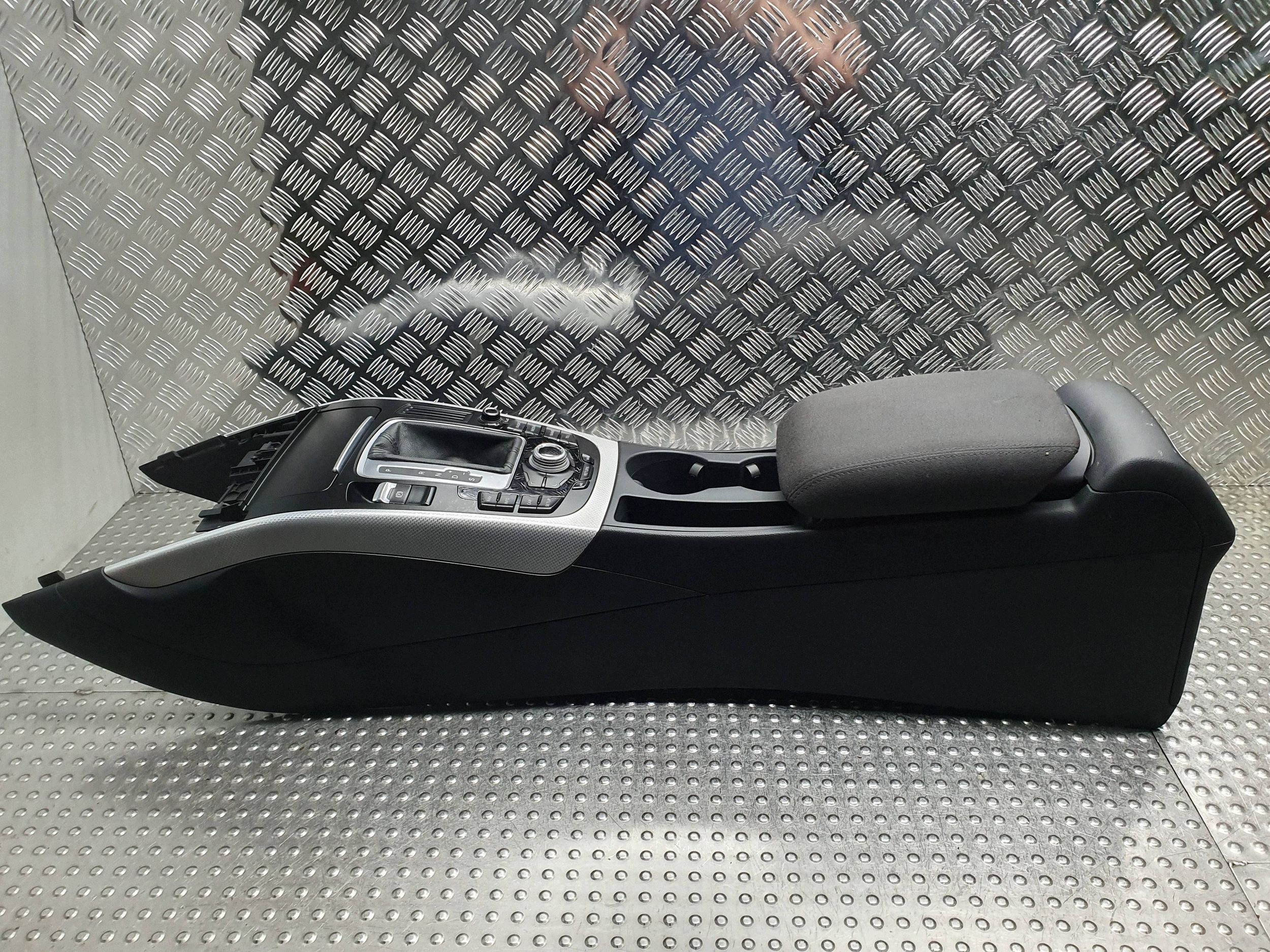 TUNEL central armrest POKRETLO IDRIVE 8K0864981D AUDI A4 B8 A5 8T
