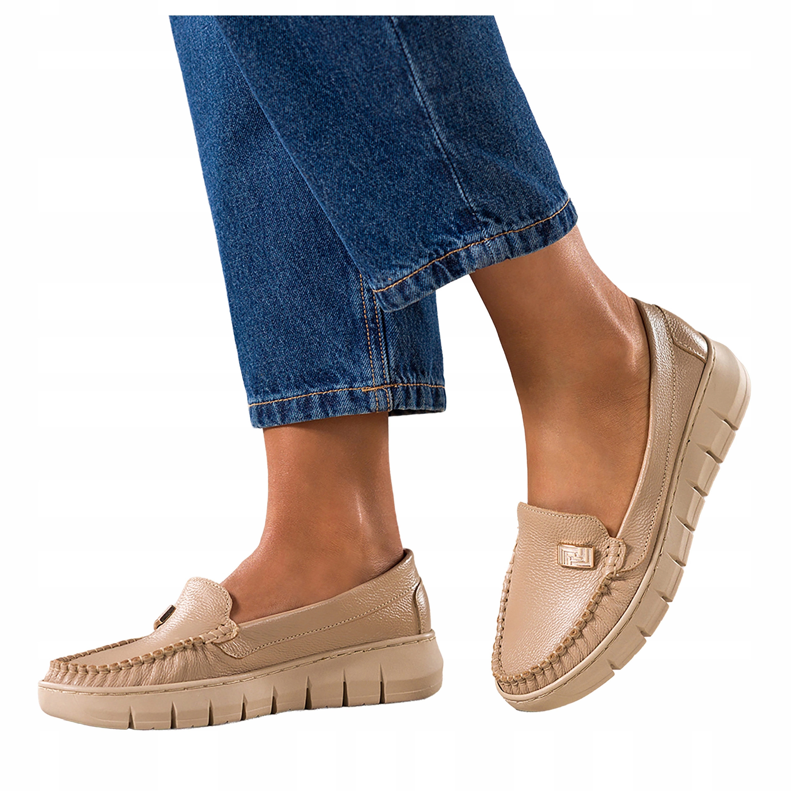 Béžové dámské kožené mokasíny na platformě, zlatá ozdoba, Pohodlné, velikost 37
