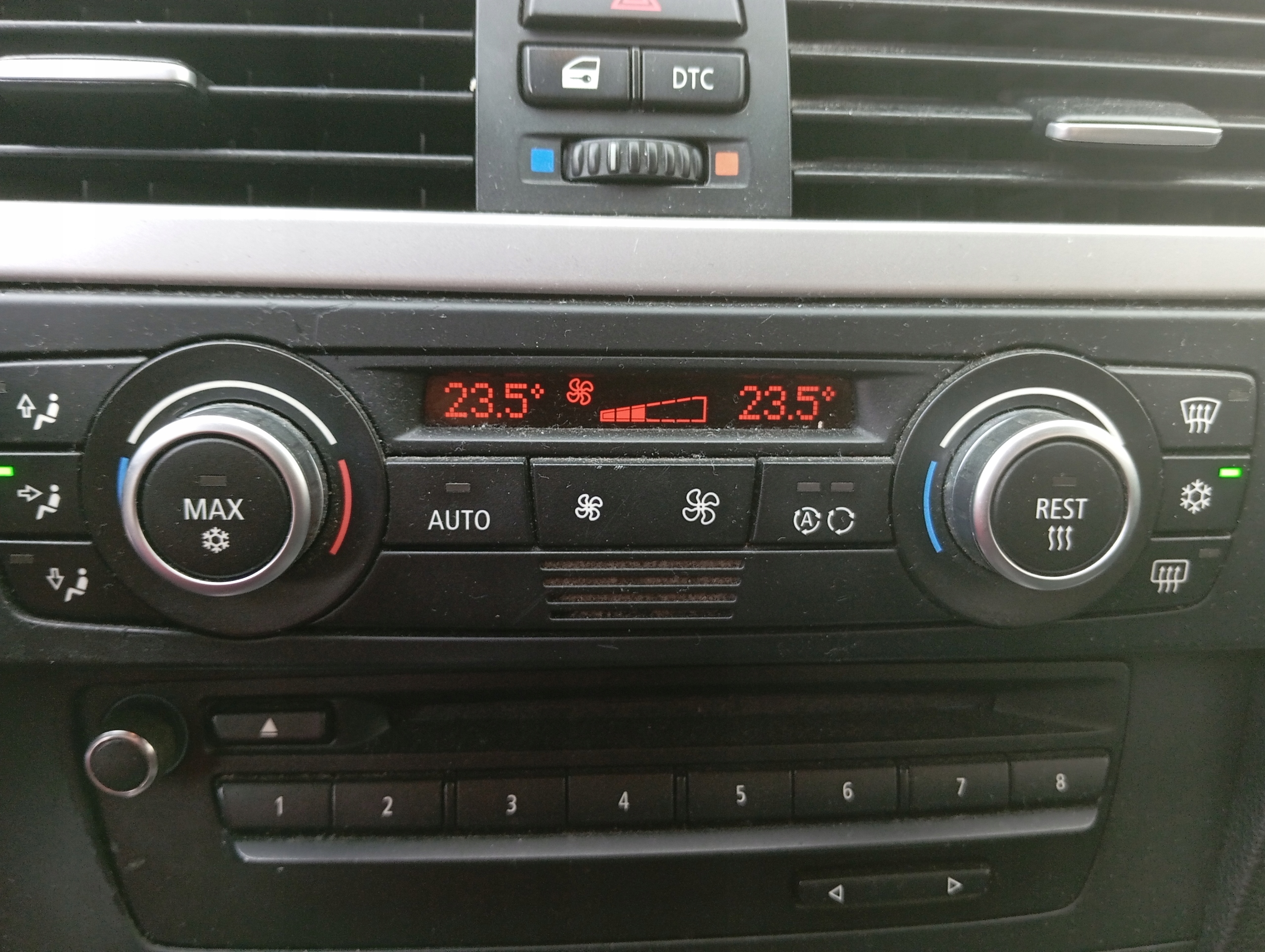 PANEL prekidač klimatizacije rešetka ventilacije BMW E81 E87 E90 E91 E92 X1 E84