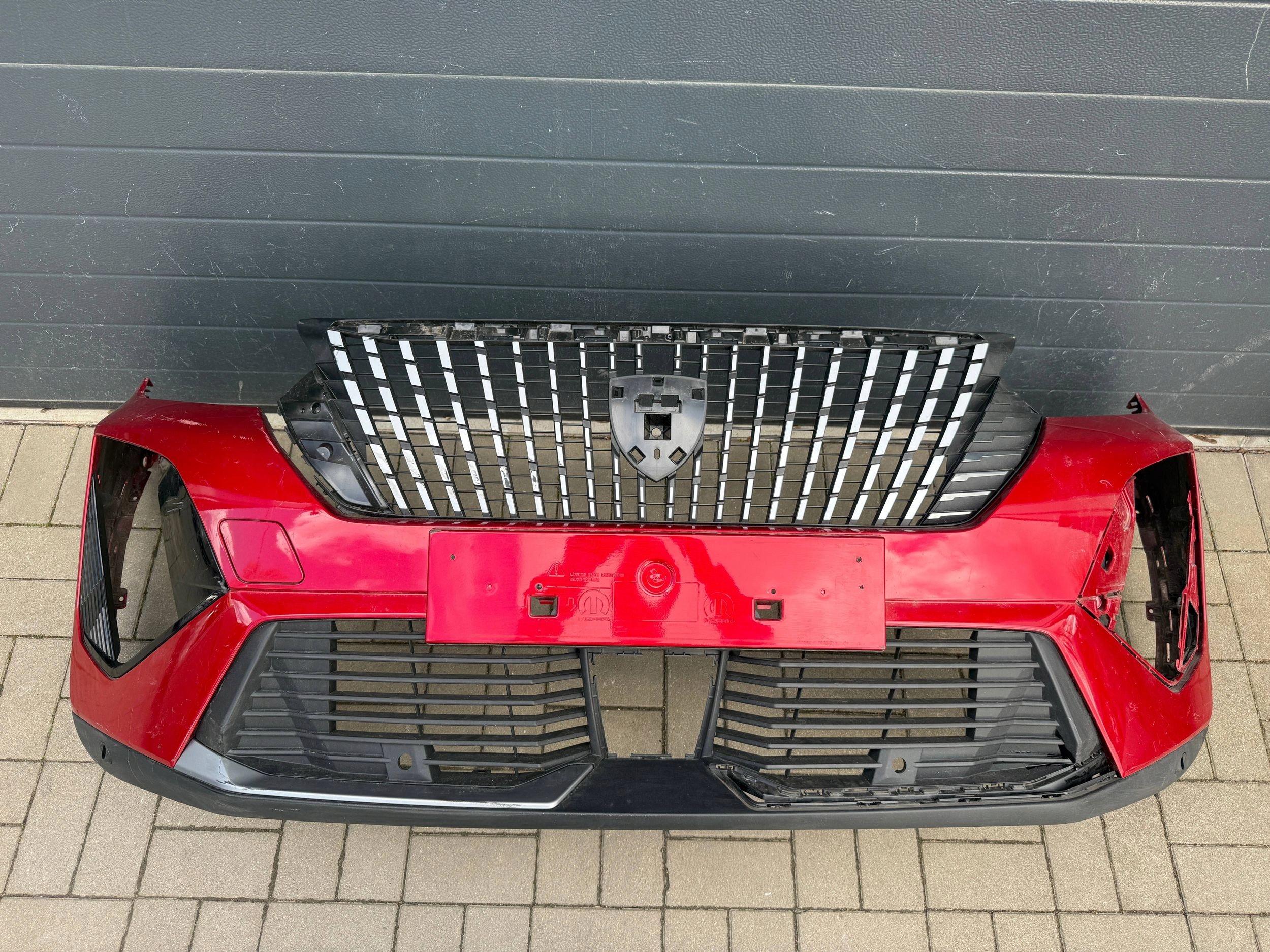Peugeot 2008 2 II 23- Lift bumper front front