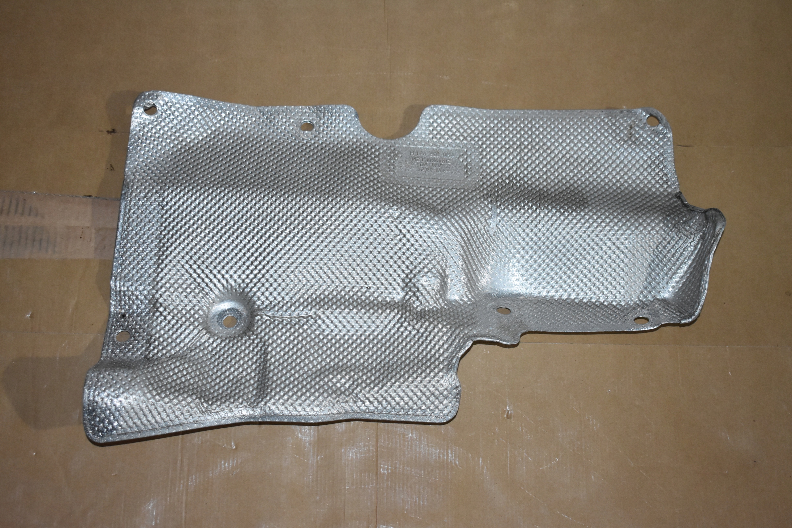 IDEALNA Blende Abdeckung TERMICZNA AUDI Q7 Q8 1