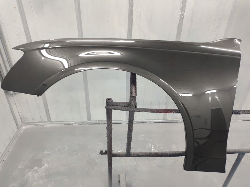 Крыло AUDI A4 B8 07-11 Lz7l