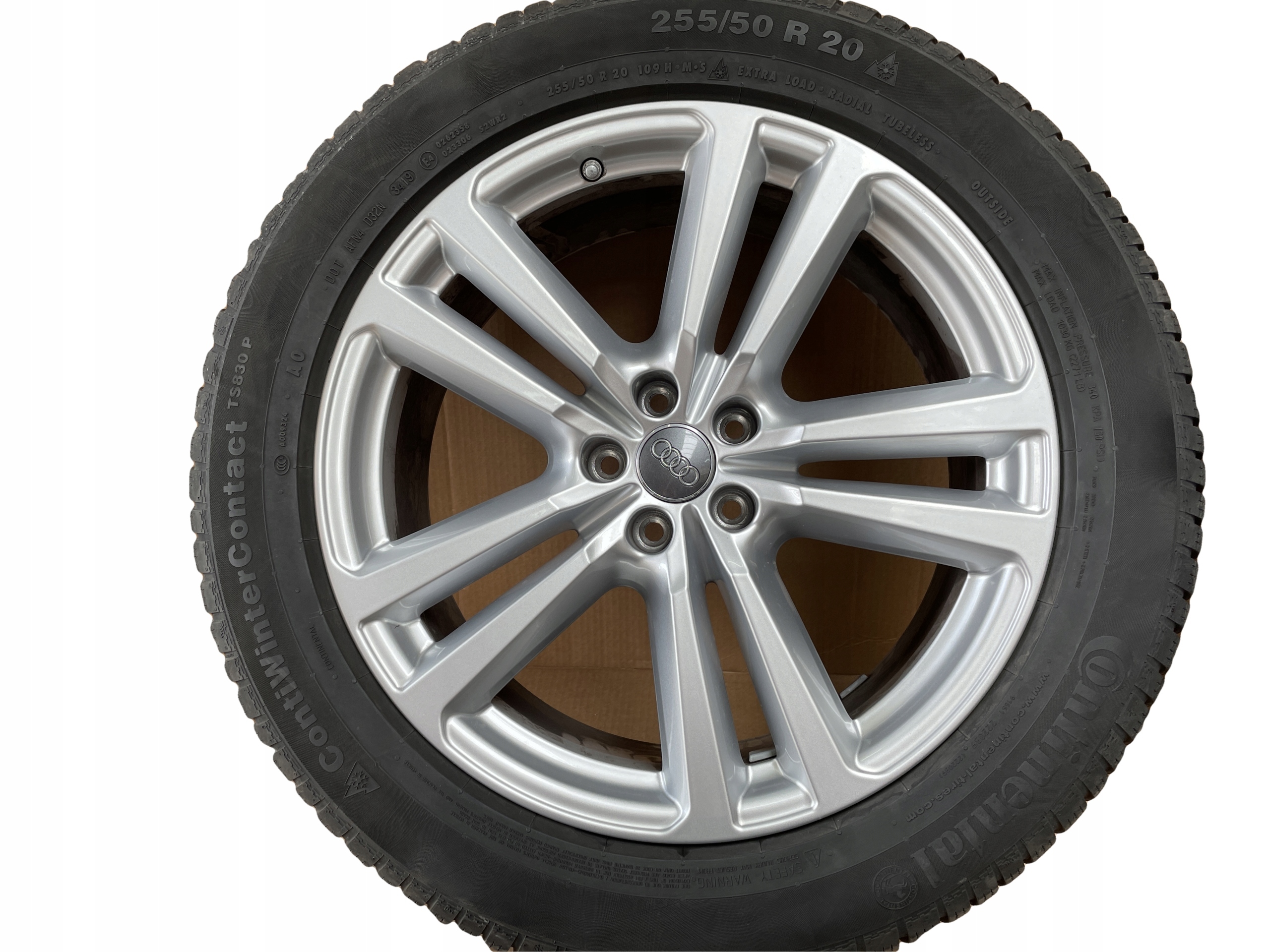 AUDI Q7 4M discs wheels 255/50R20 CONTINENTAL ZIMA