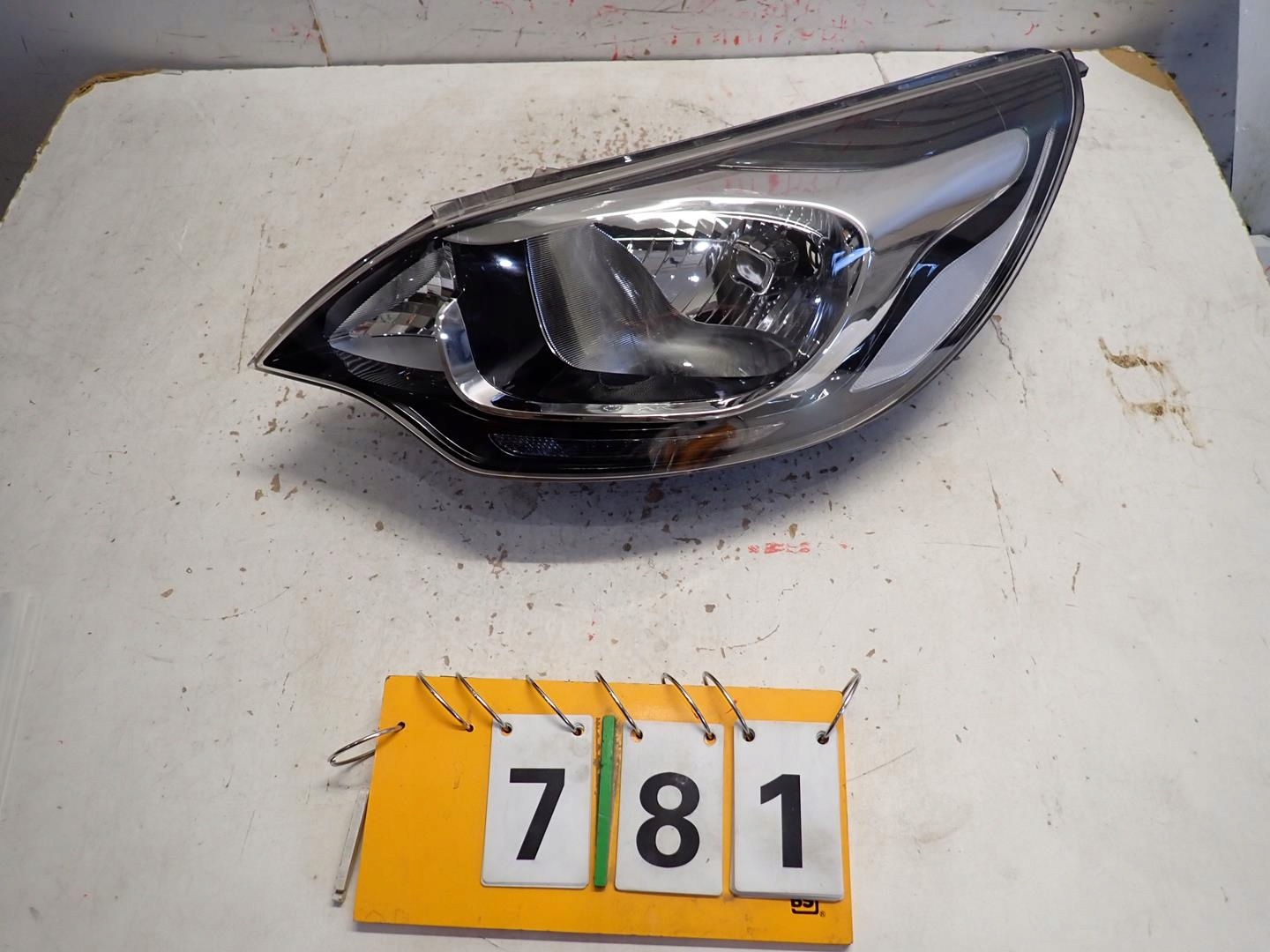 light front front left KIA RIO III sedan 2011- 92101-1WX