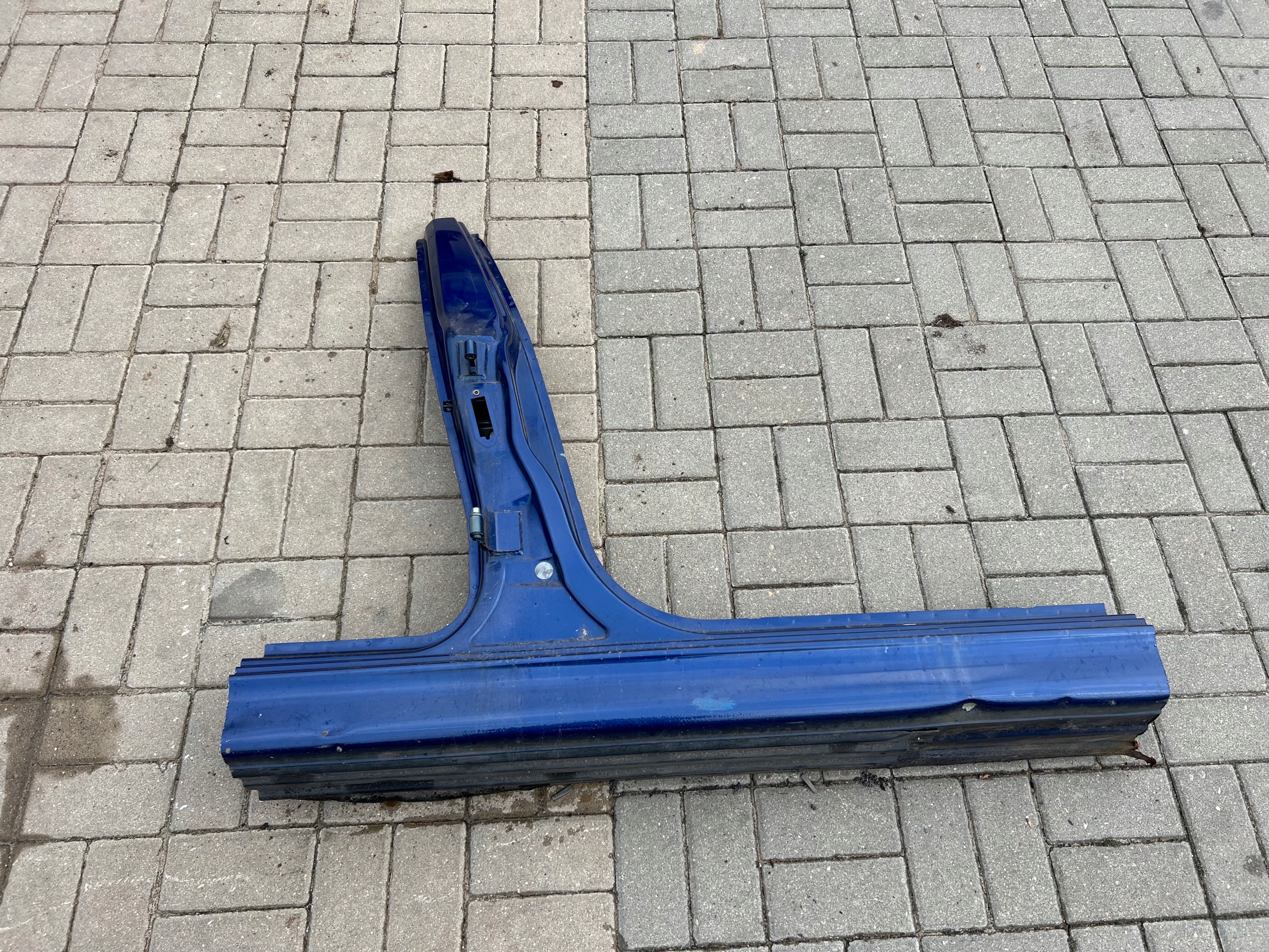 BMW E39 Універсал права стійка чверть обшивка