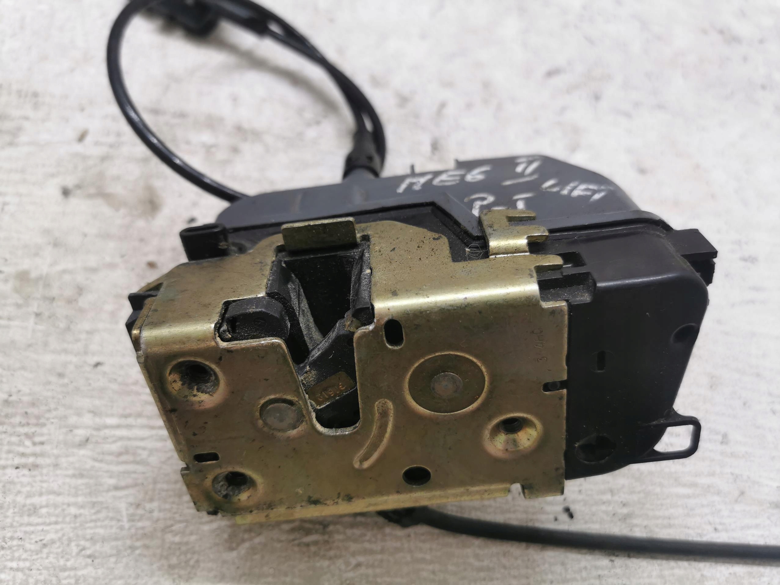 lock door right rear part RENAULT MEGANE II 6PIN