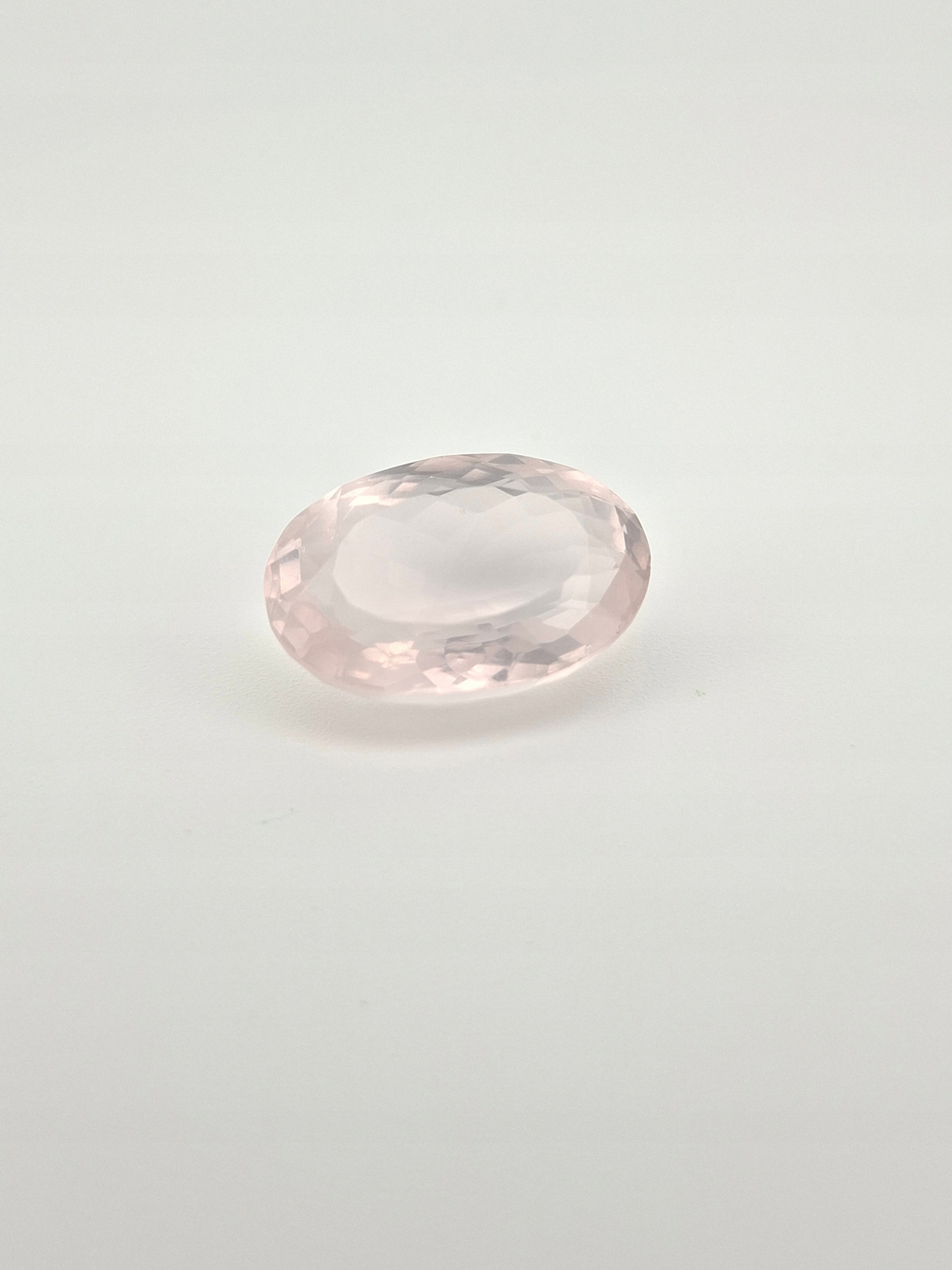 Přírodní růžový křemen Ovál 17,5 x 22 mm