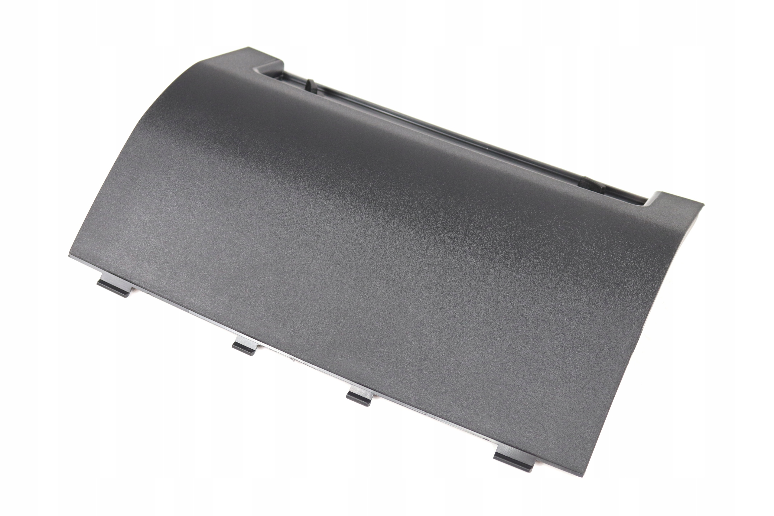 ZASLEPKA ZDERZAKA HAKA TYL AUDI A3 8P ORYGINAL