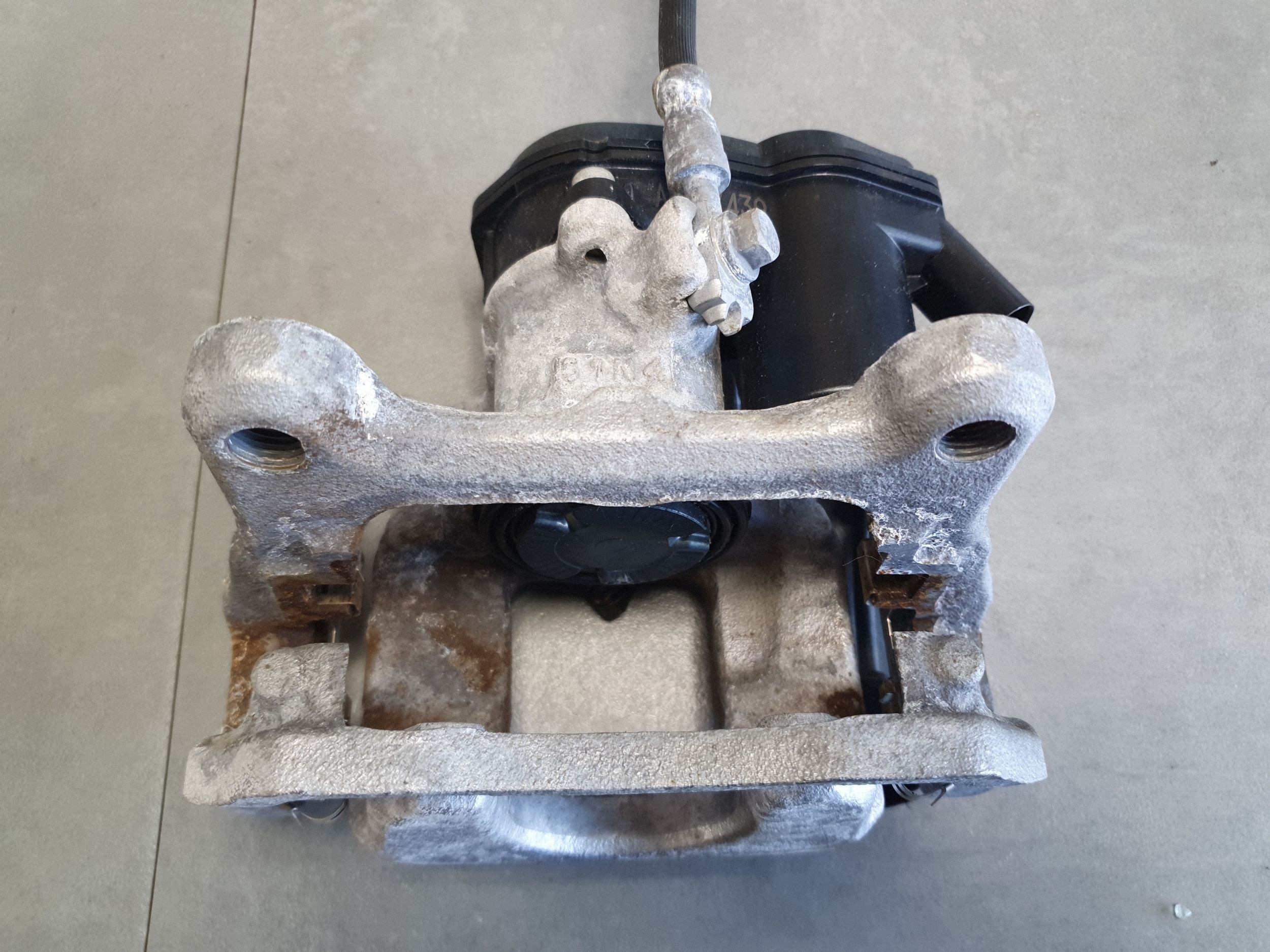 Audi Q6 e-tron caliper brake right rear part rear 95C615406AF